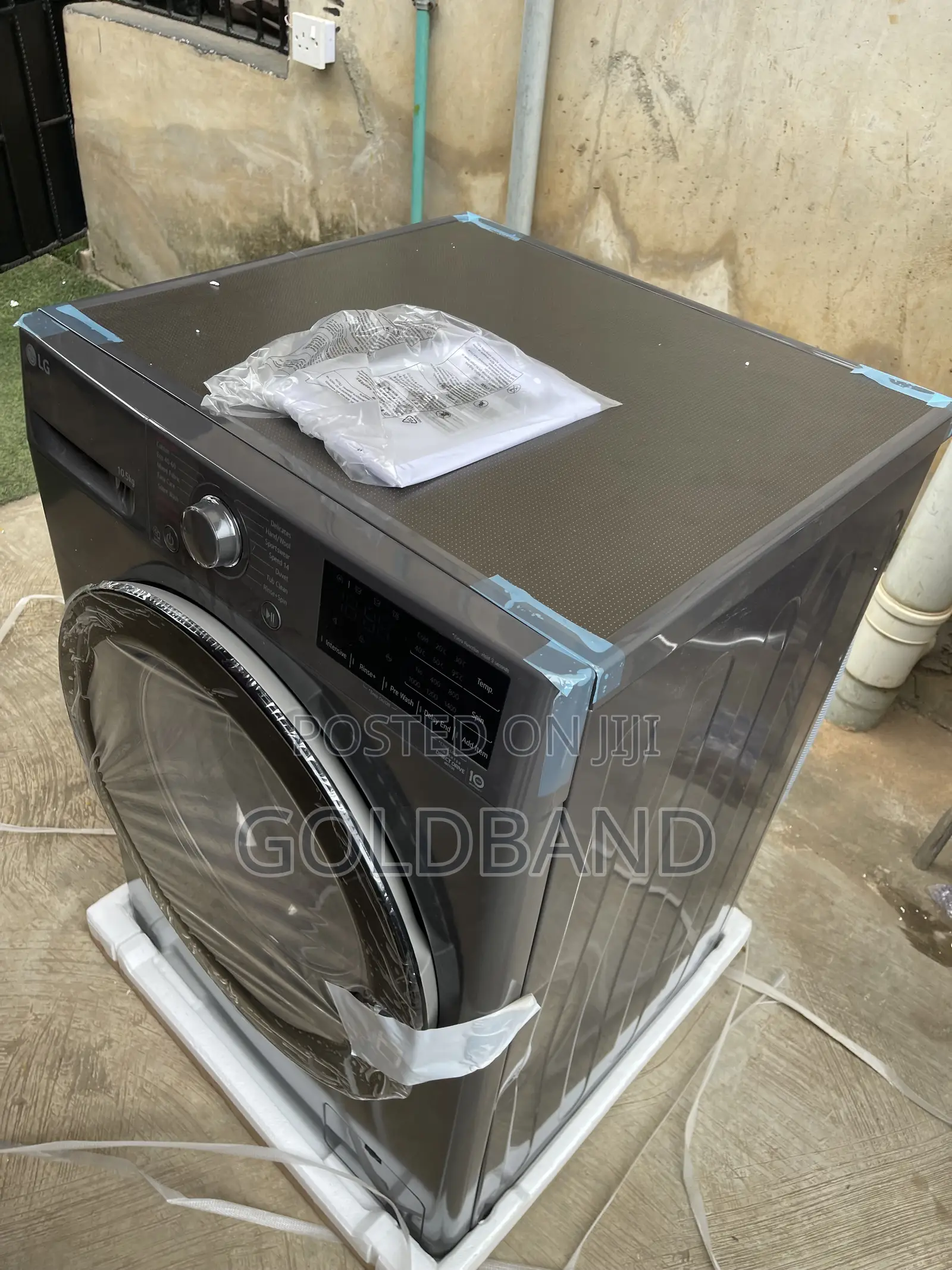 LG 10.5kg Automatic Front Load Wash & Dry Machine