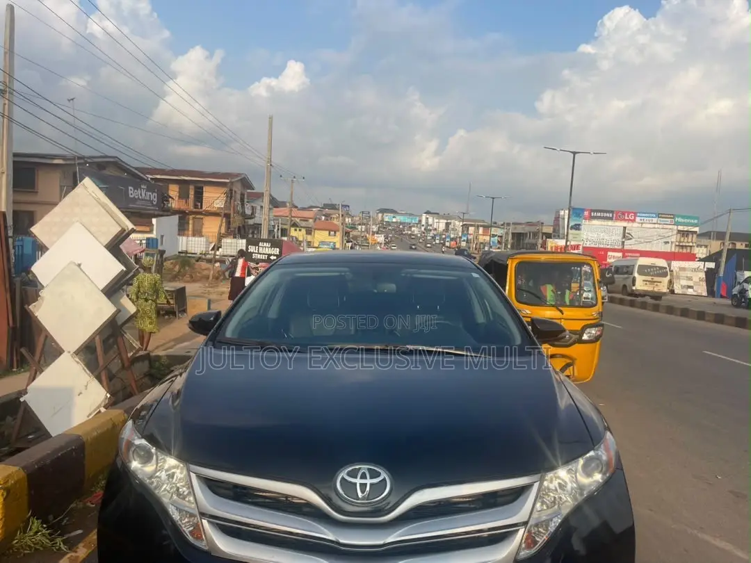 Toyota Venza XLE AWD 2013 Black