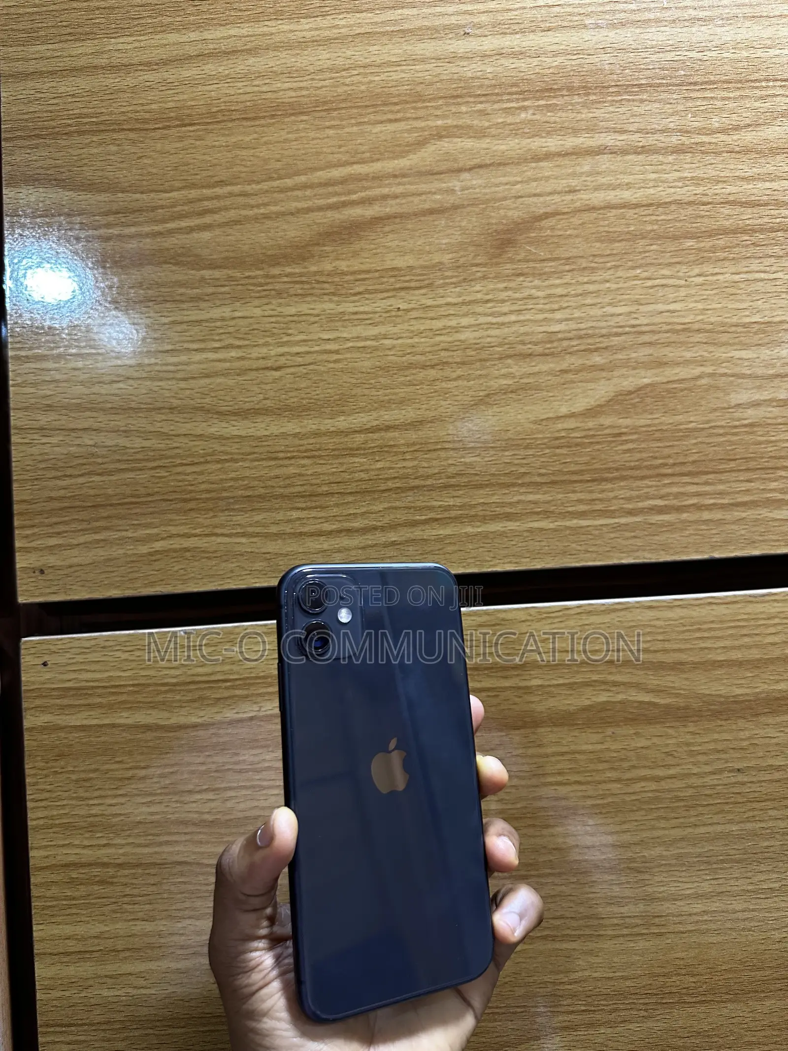 Apple iPhone 11 64 GB Black