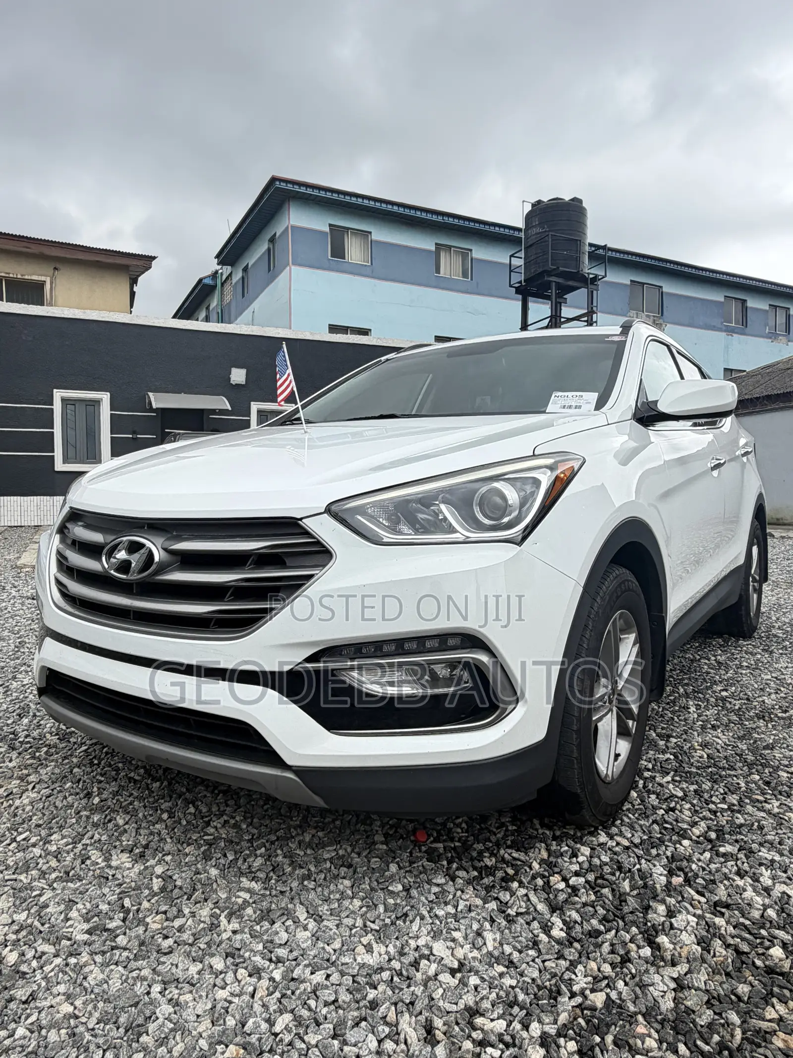 Hyundai Santa Fe 2017 White