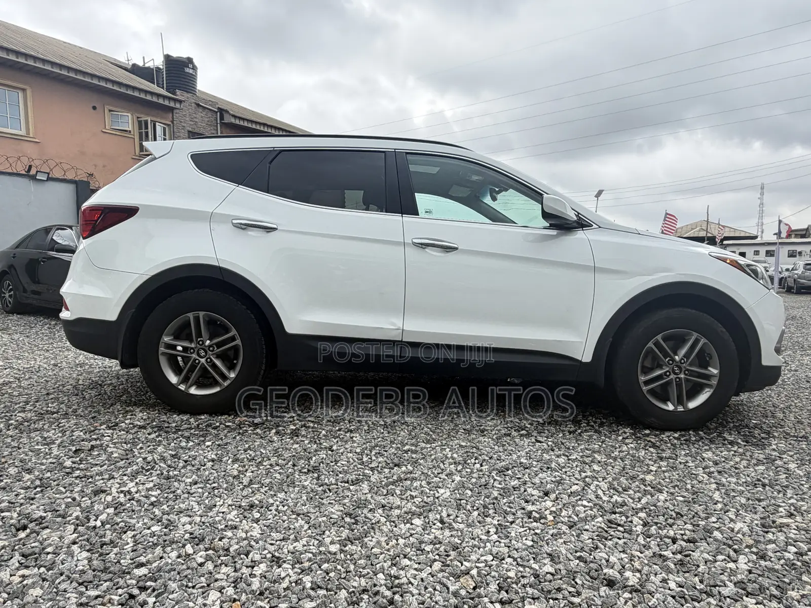 Hyundai Santa Fe 2017 White