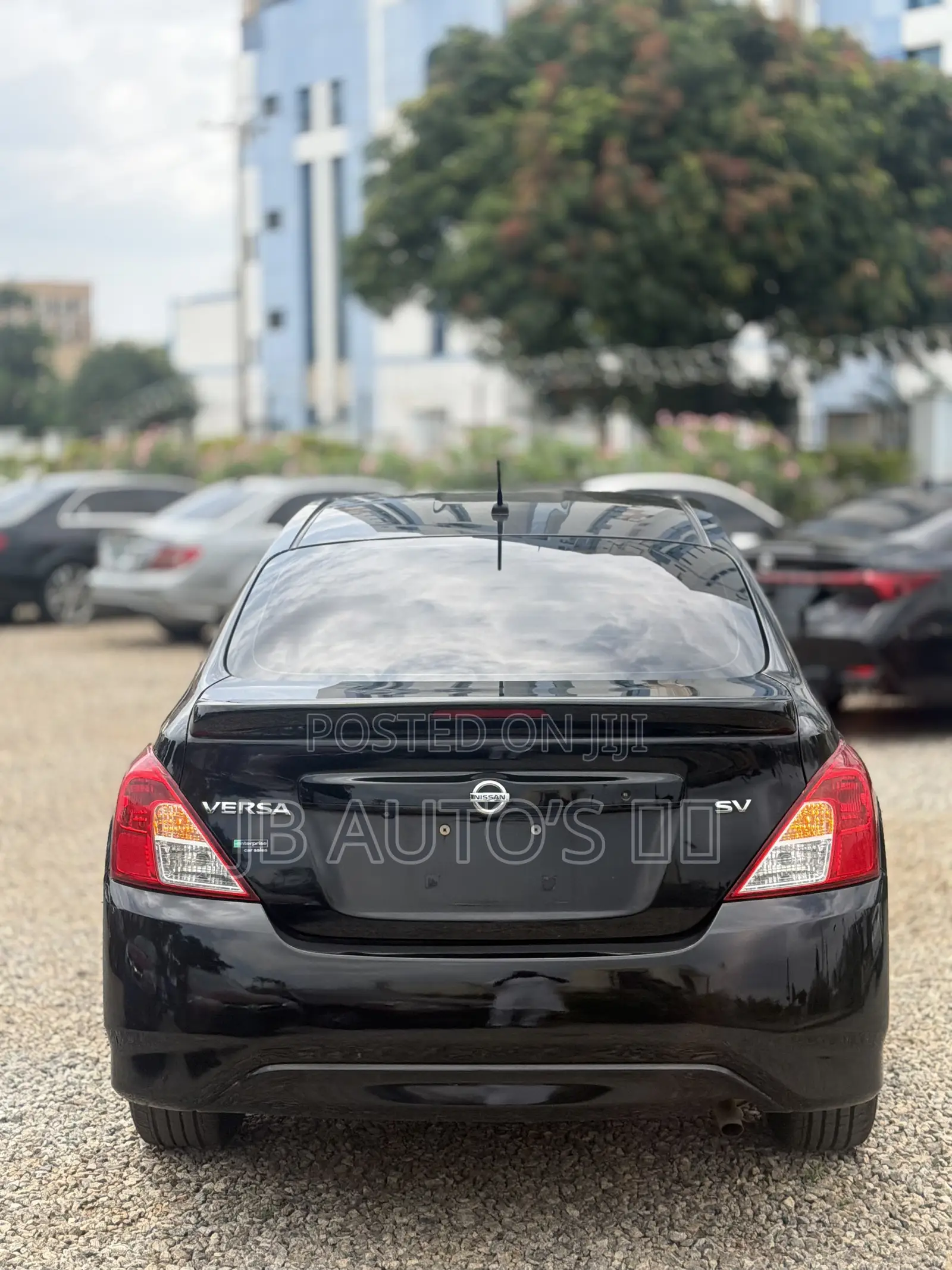 Nissan Versa 1.6 SV 2019 Black
