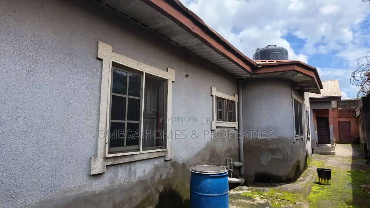 5bdrm Bungalow in Umuahia for sale