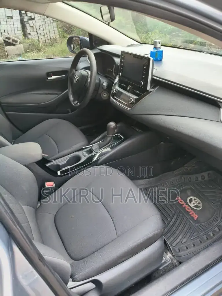 Toyota Corolla 2019 Blue