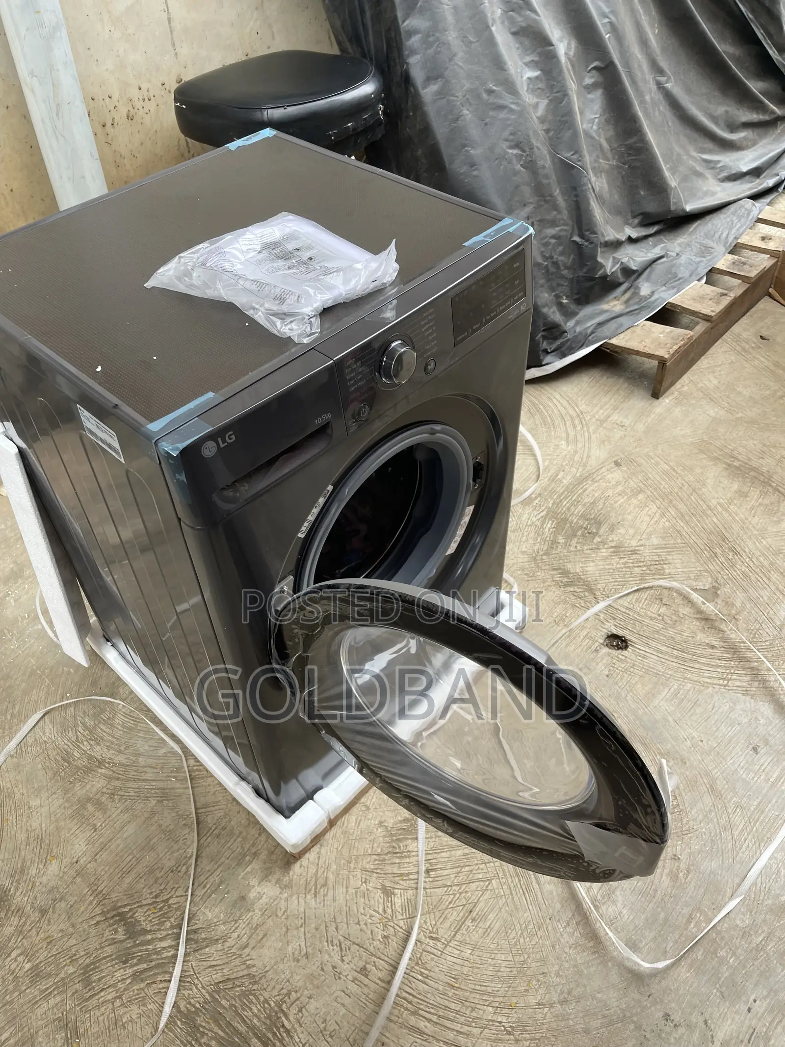 LG F4V3RYP6JE Front Load Wash & Dry Combo