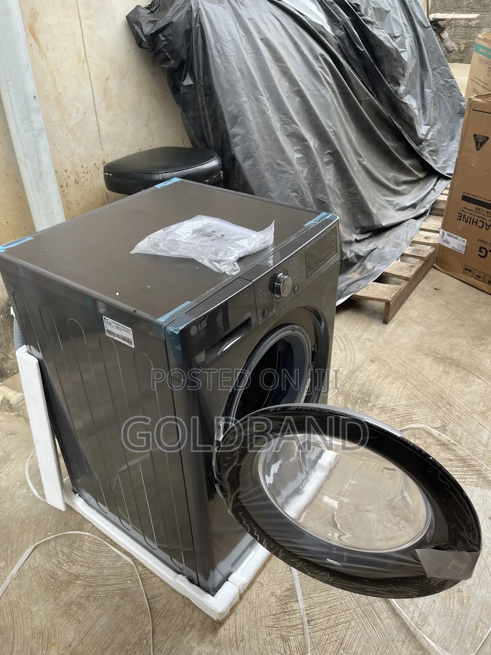 LG 10.5kg High-Capacity Front Loader Washer Dryer