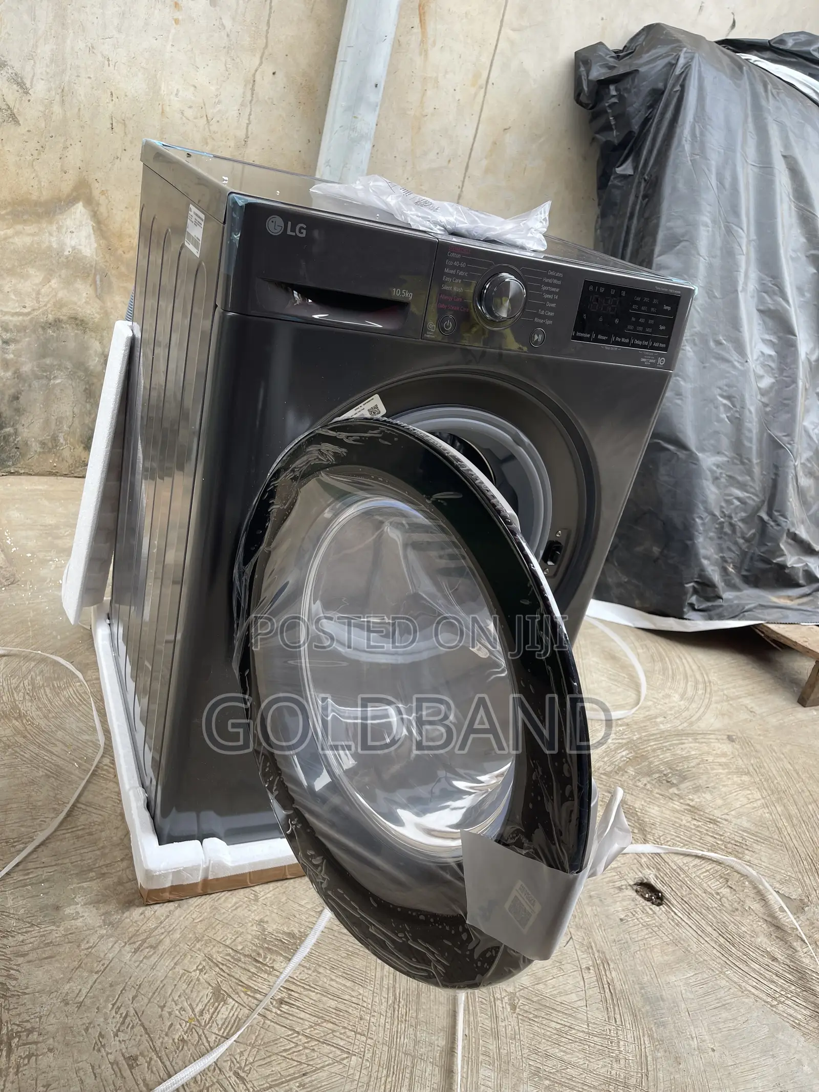LG 10.5kg Efficient Front Load Wash & Dry Machine