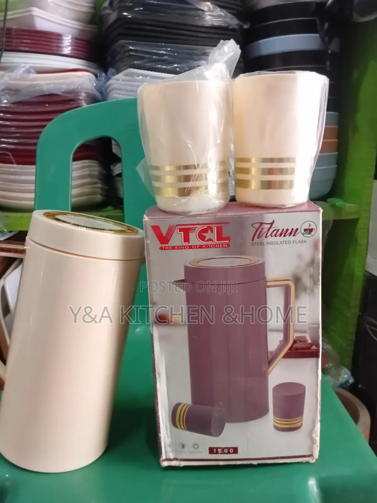 Insulated Flask With 2cups