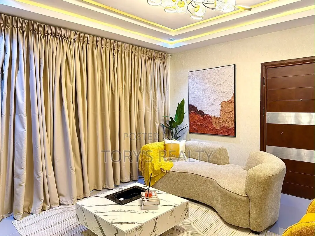 Luxuriously Furnished 2 Bedroom Apartment With Pool