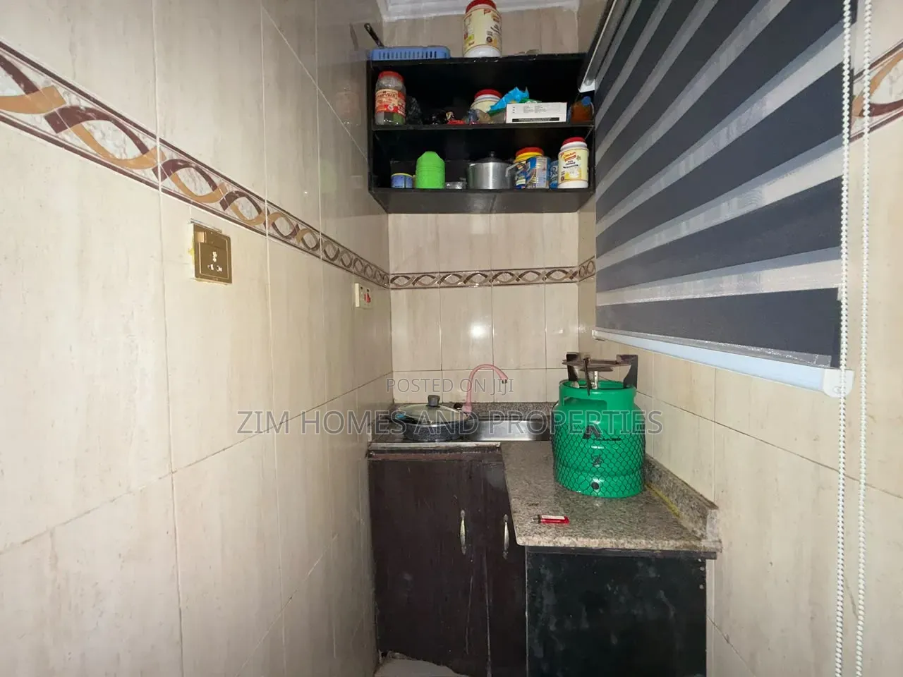 Studio Apartment in Zim Homes And, Wuye for rent