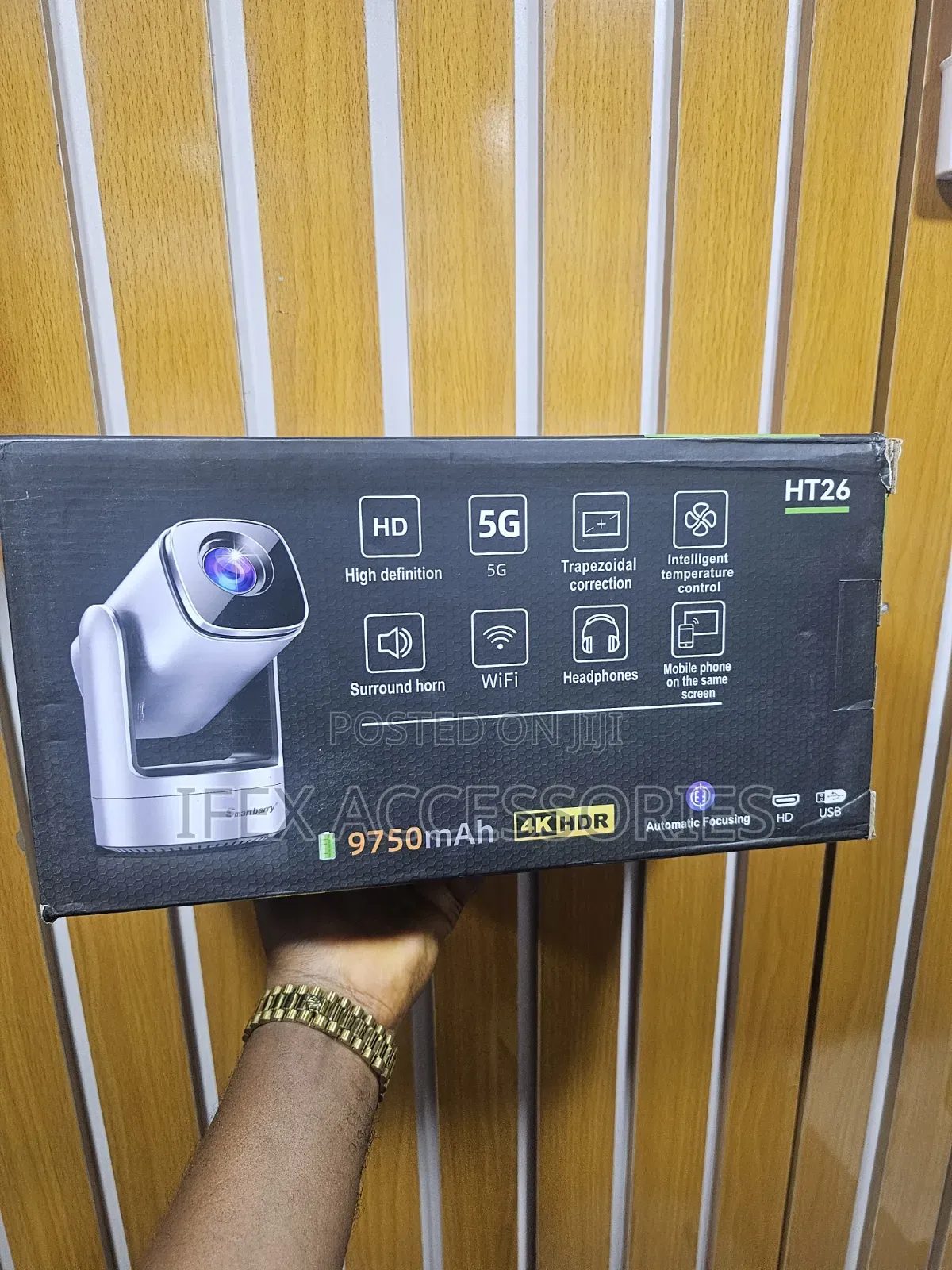 Smartbarry HT26 Rechargeable Projector (9750 mAh)