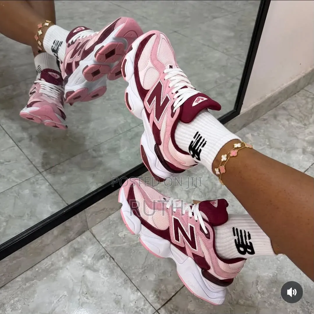 Premium Quality Women’s Sneakers Super Comfy & Stylish!