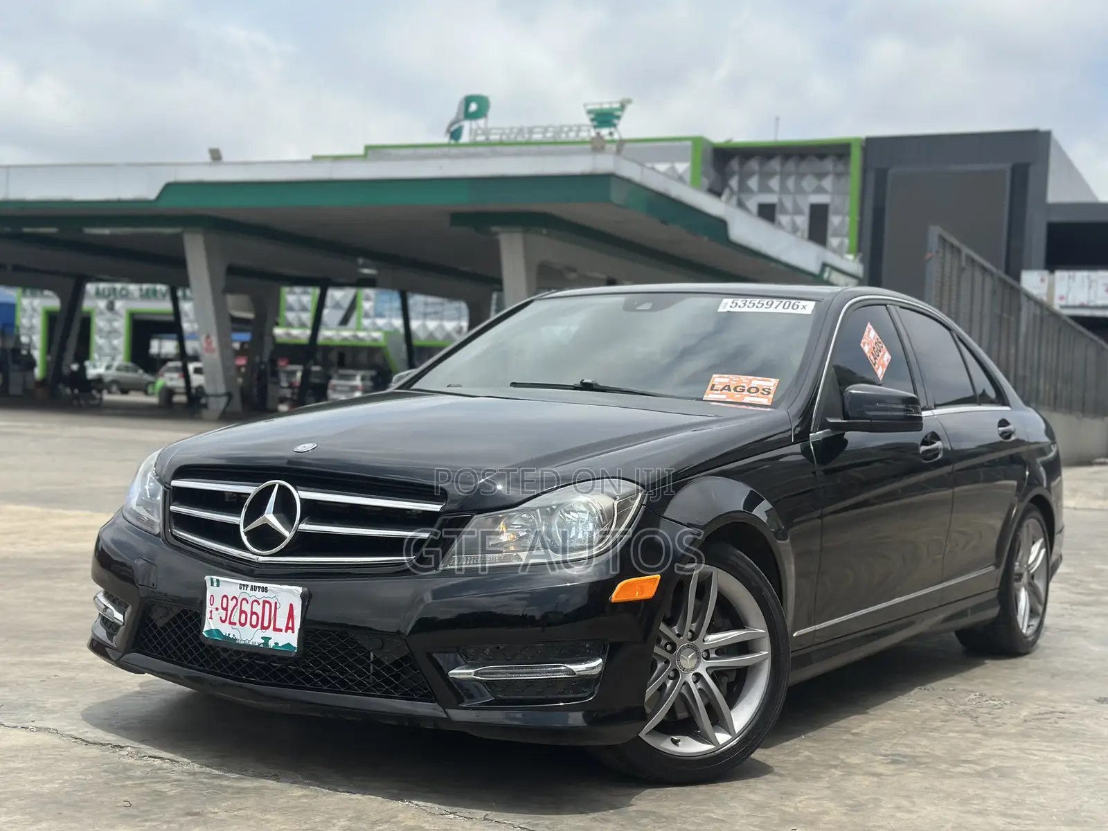 Mercedes-Benz C300 Sport 4Matic Sedan AWD (3.5L 6cyl 7A) 2014 Black