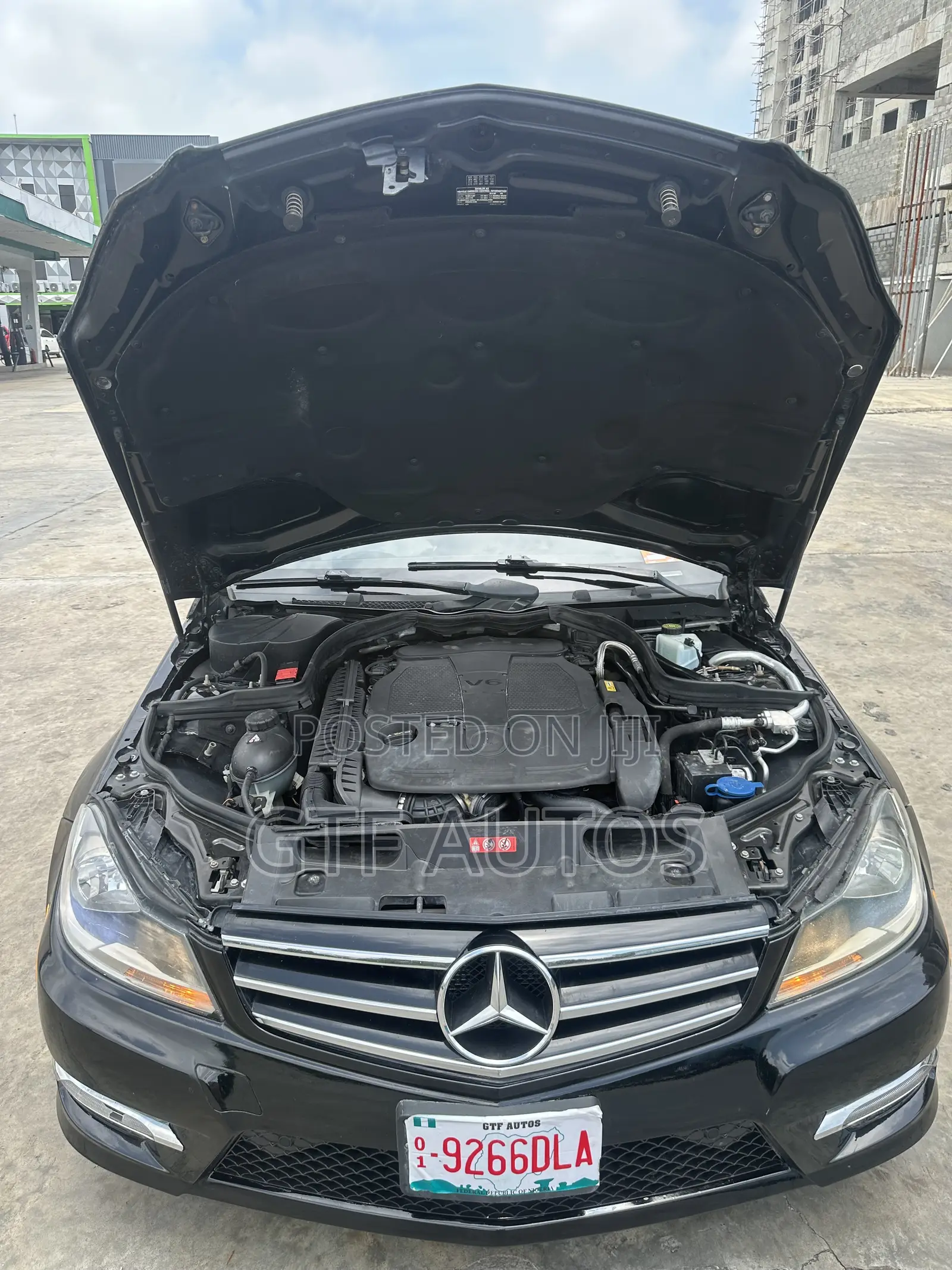 Mercedes-Benz C300 Sport 4Matic Sedan AWD (3.5L 6cyl 7A) 2014 Black