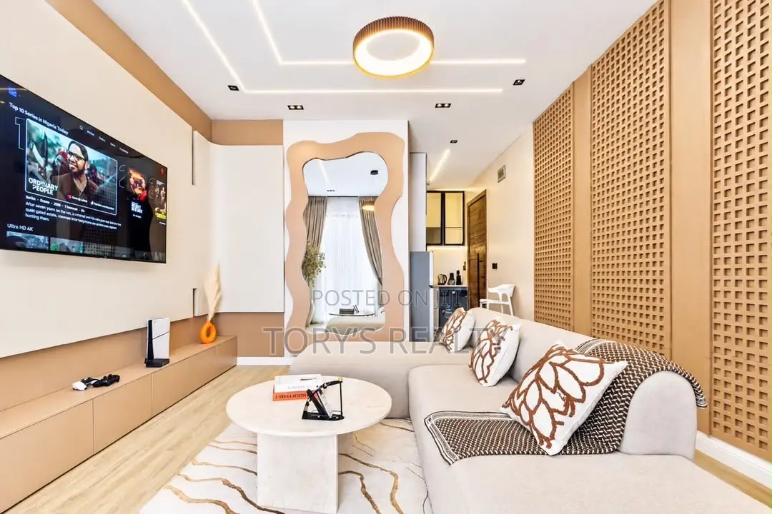 Luxuriously Furnished 1 Bedroom Apartment