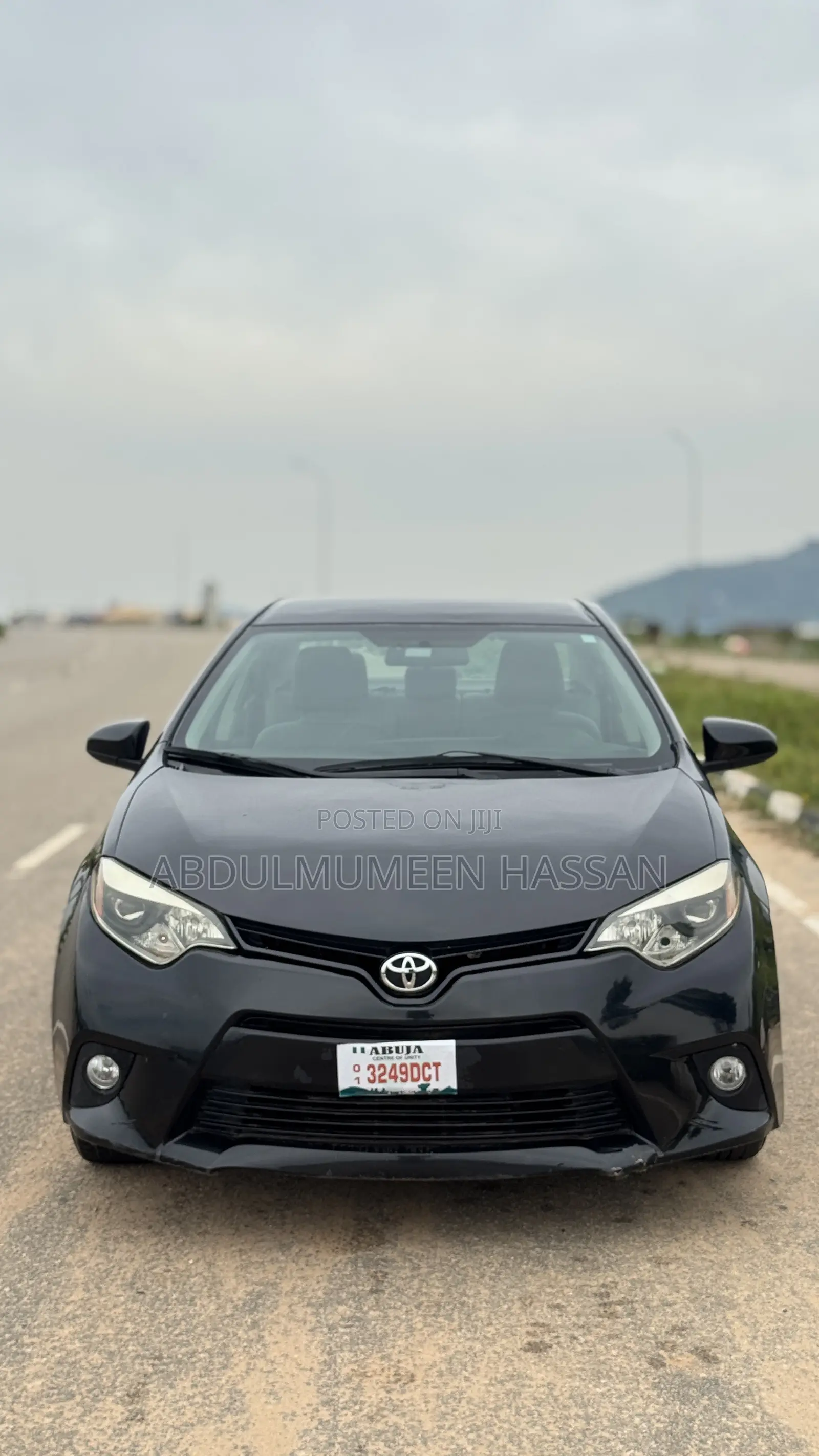 Toyota Corolla LE 4dr Sedan (1.8L 4cyl CVT) 2014 Black