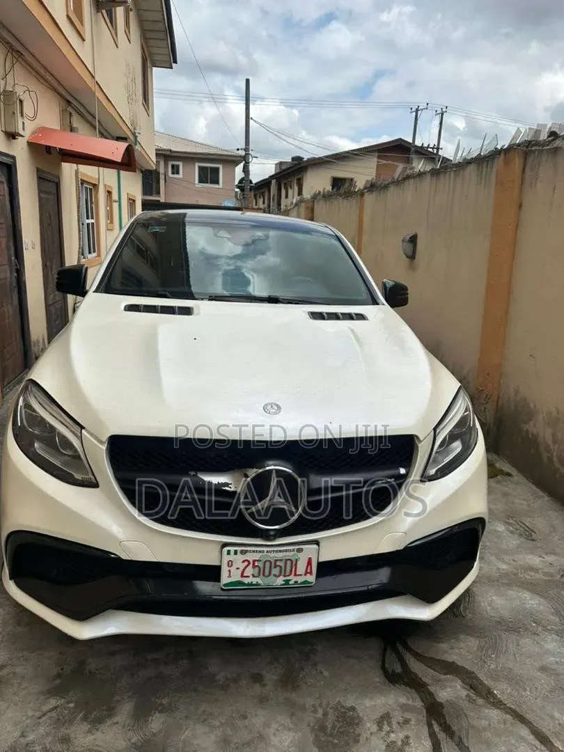 Mercedes-Benz GLE-Class AMG GLE 63 4MATIC 2017 White
