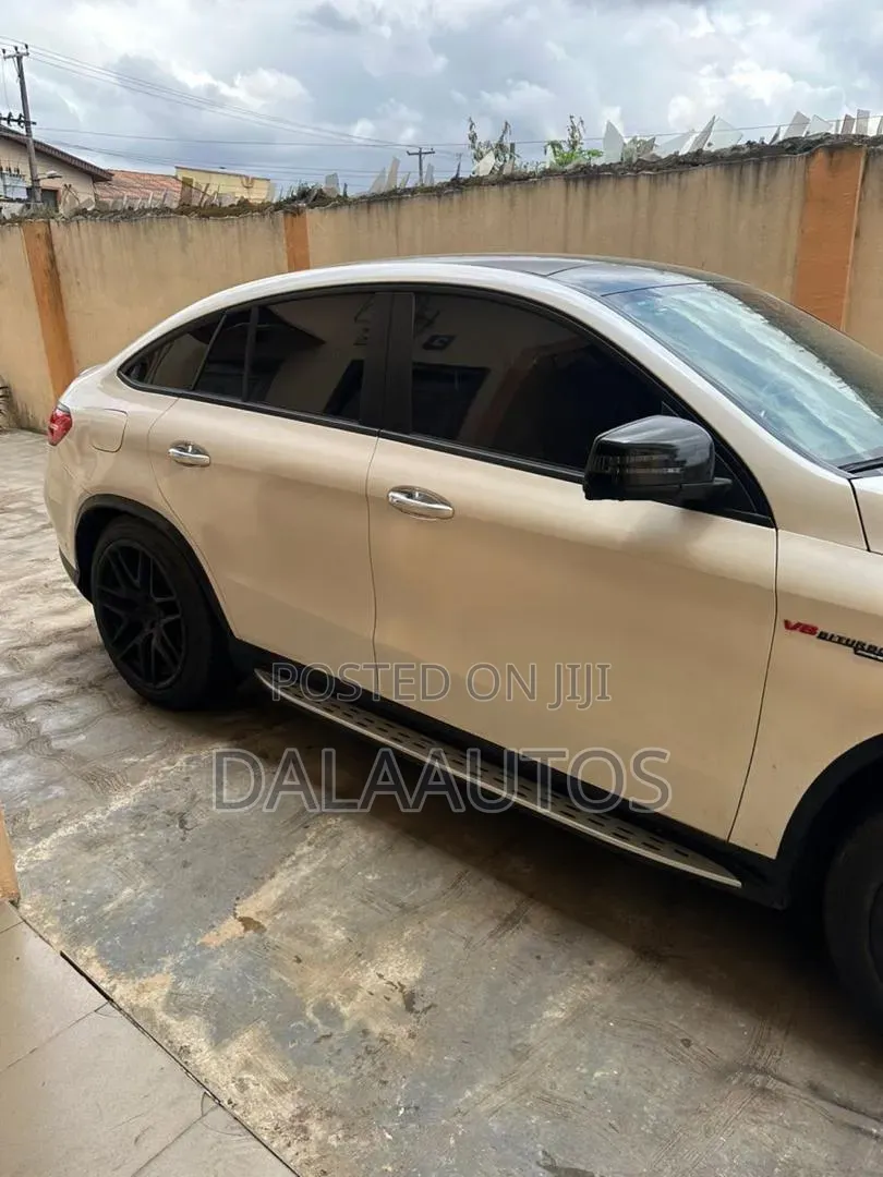 Mercedes-Benz GLE-Class AMG GLE 63 4MATIC 2017 White