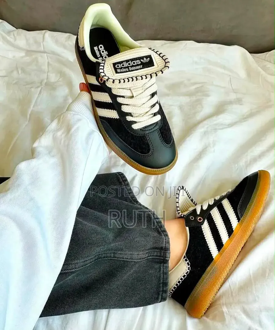 Premium Luxury Men’s Sneakers – Designer Casual Shoes