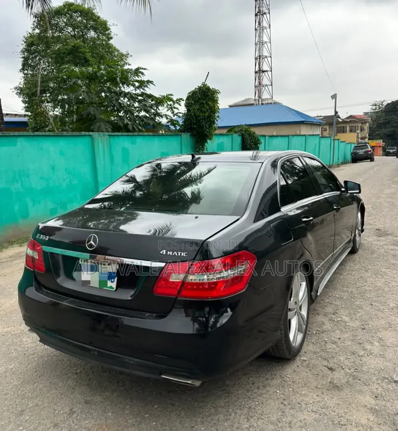 Mercedes-Benz E350 2010 Black