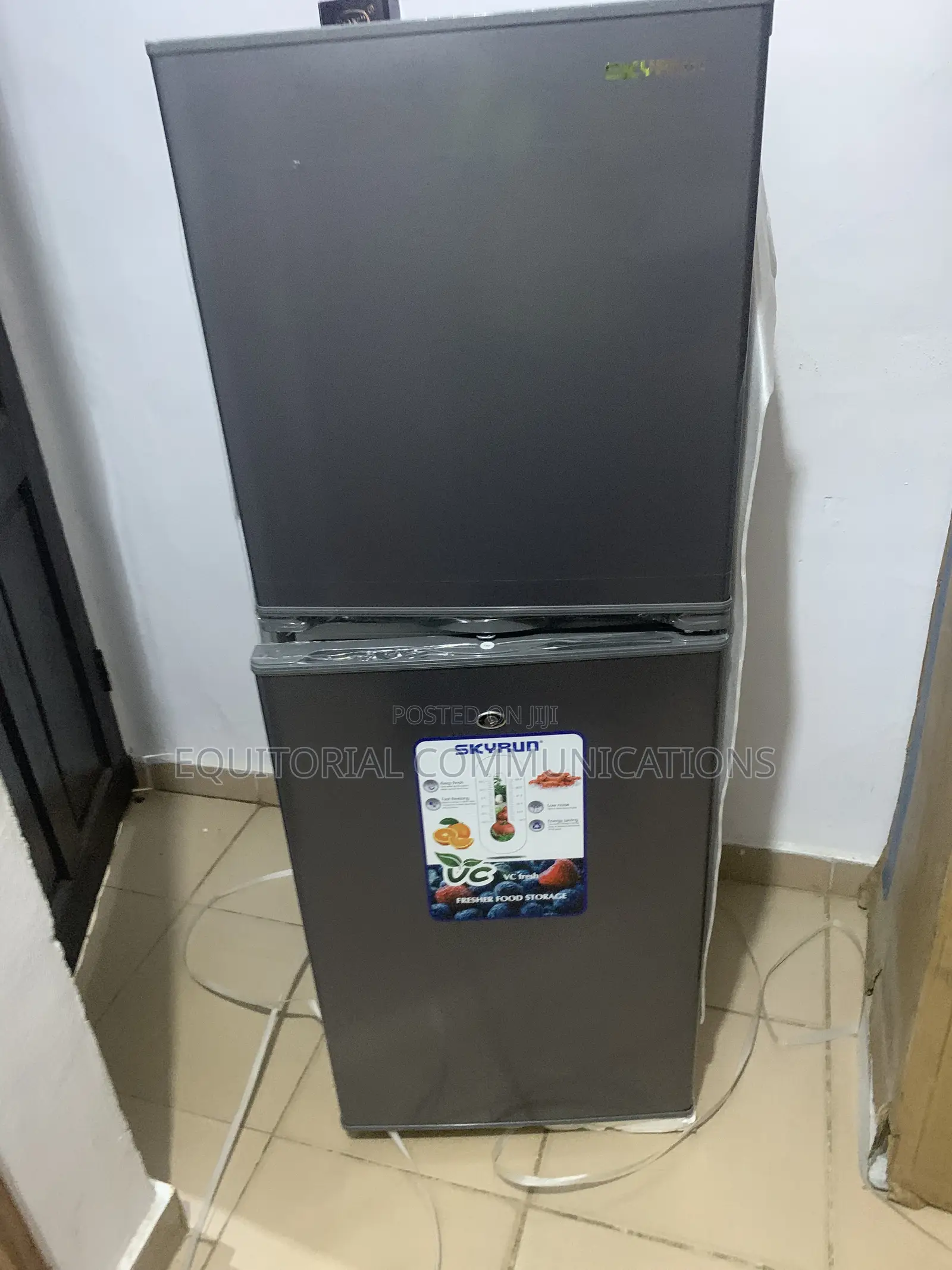 Skyrun 195L Refrigerator BCD-195HS – Stylish, Spacious & Practical Kit