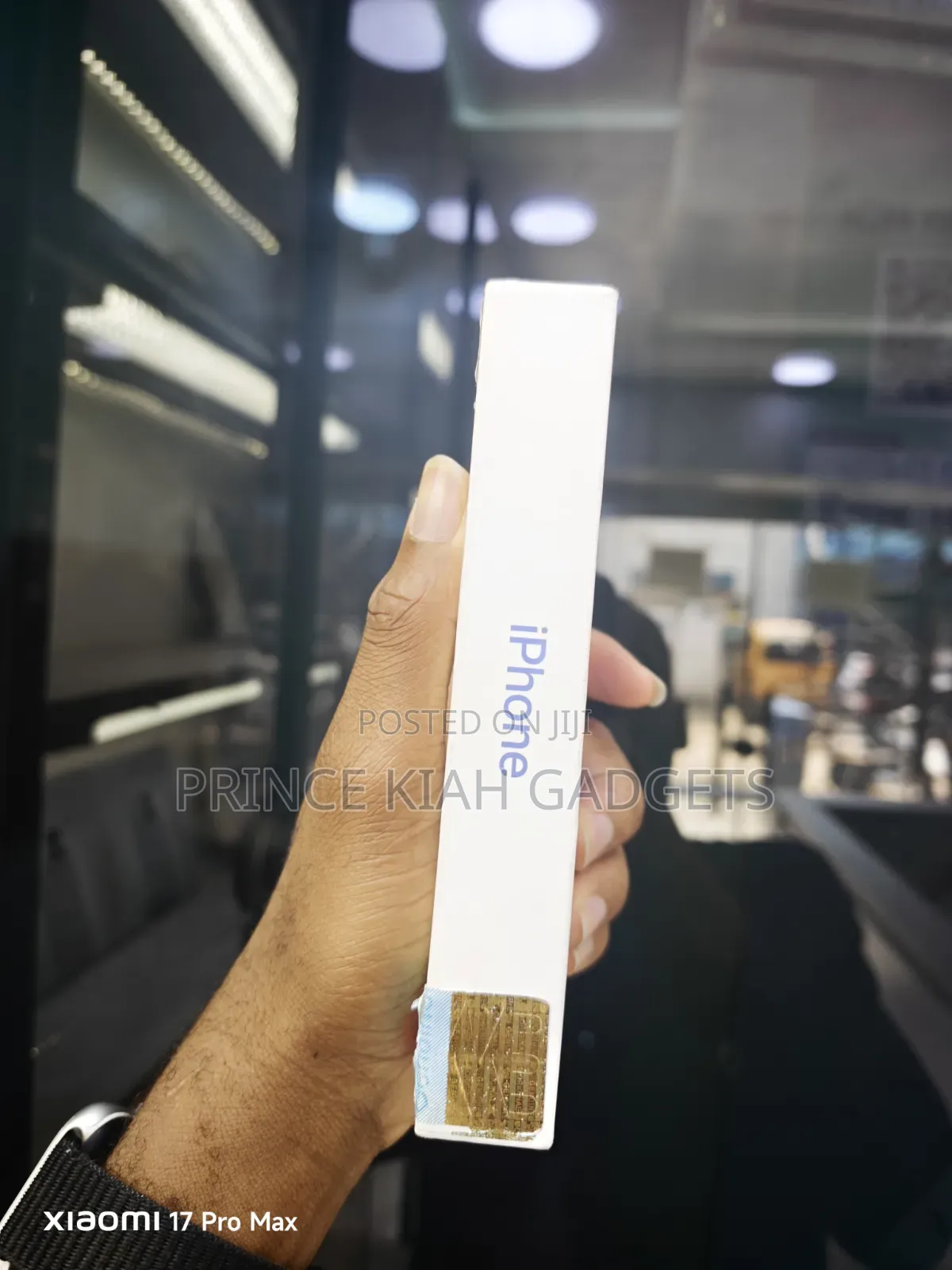 New Apple iPhone 16 128 GB Blue