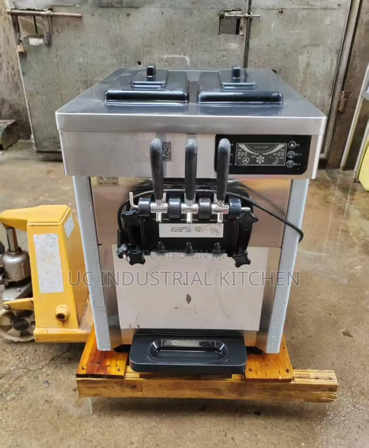Table Top Ice Cream Machine 3 Nozzles