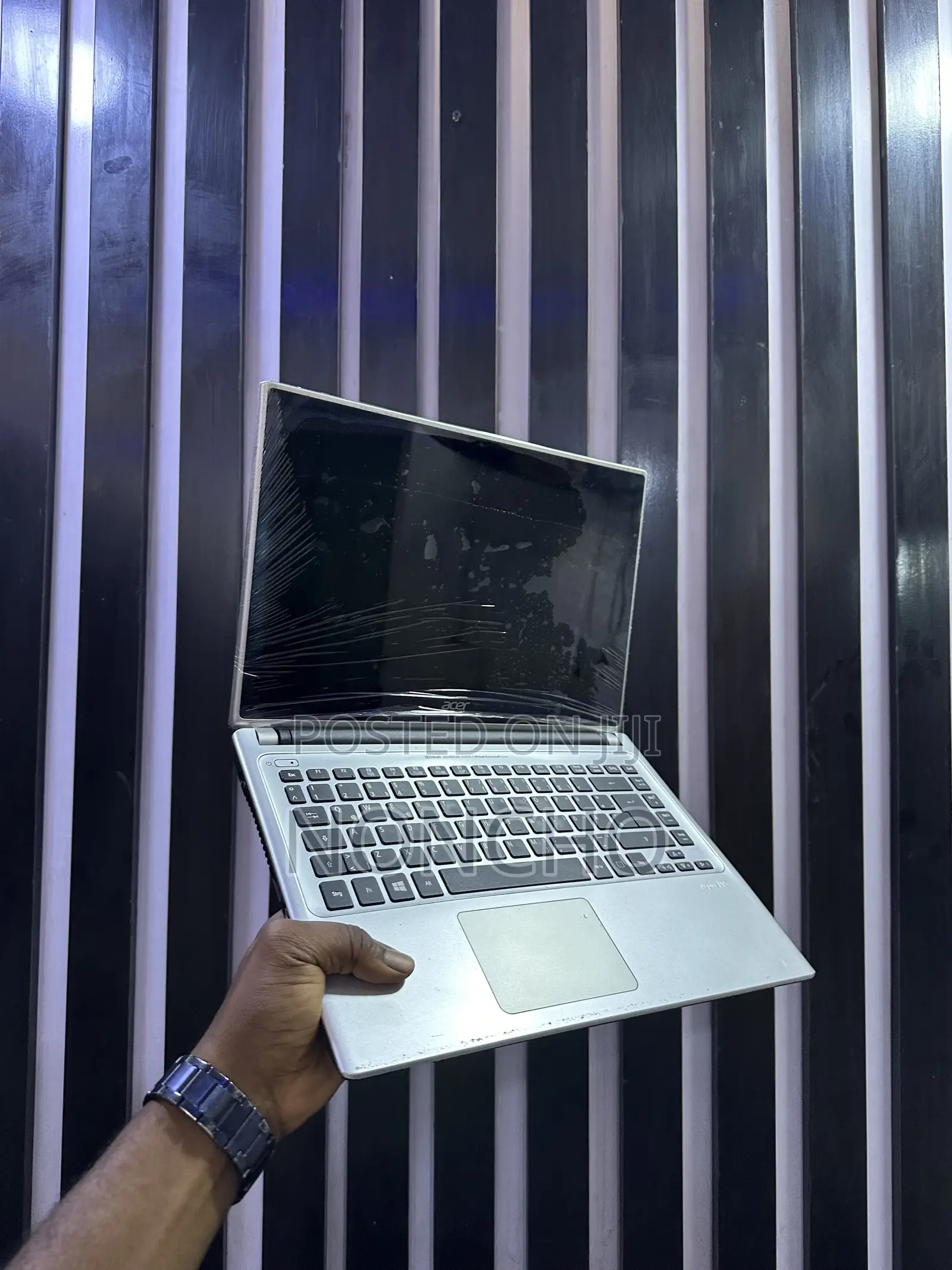 Laptop Acer Aspire 5 6GB Intel HDD 500GB