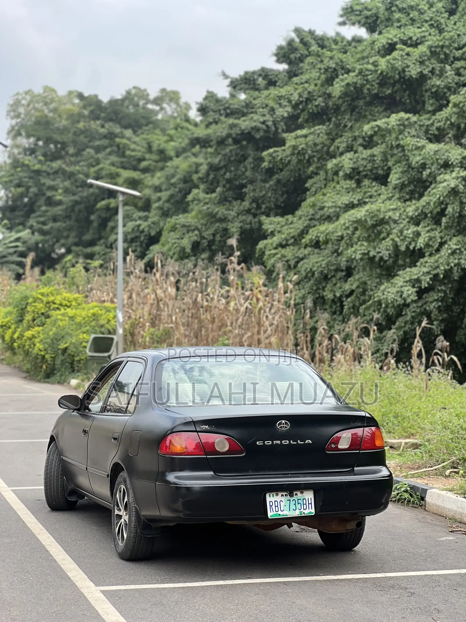 Toyota Corolla 2001 Black