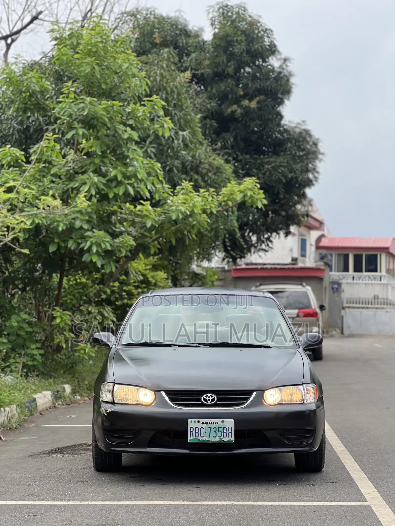Toyota Corolla 2001 Black