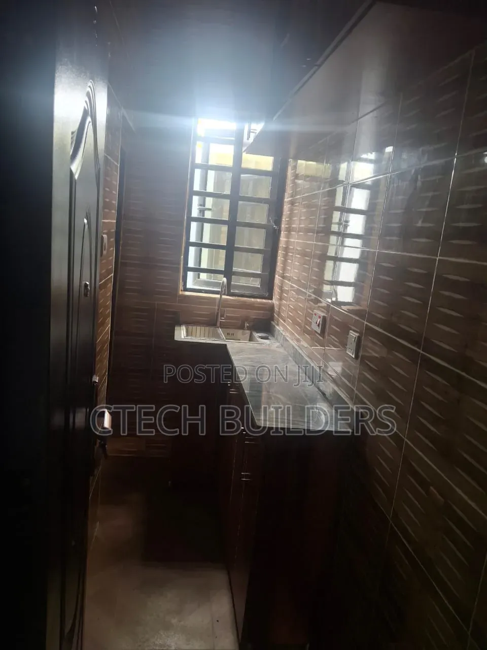 1bdrm Block of Flats in Benin City for rent