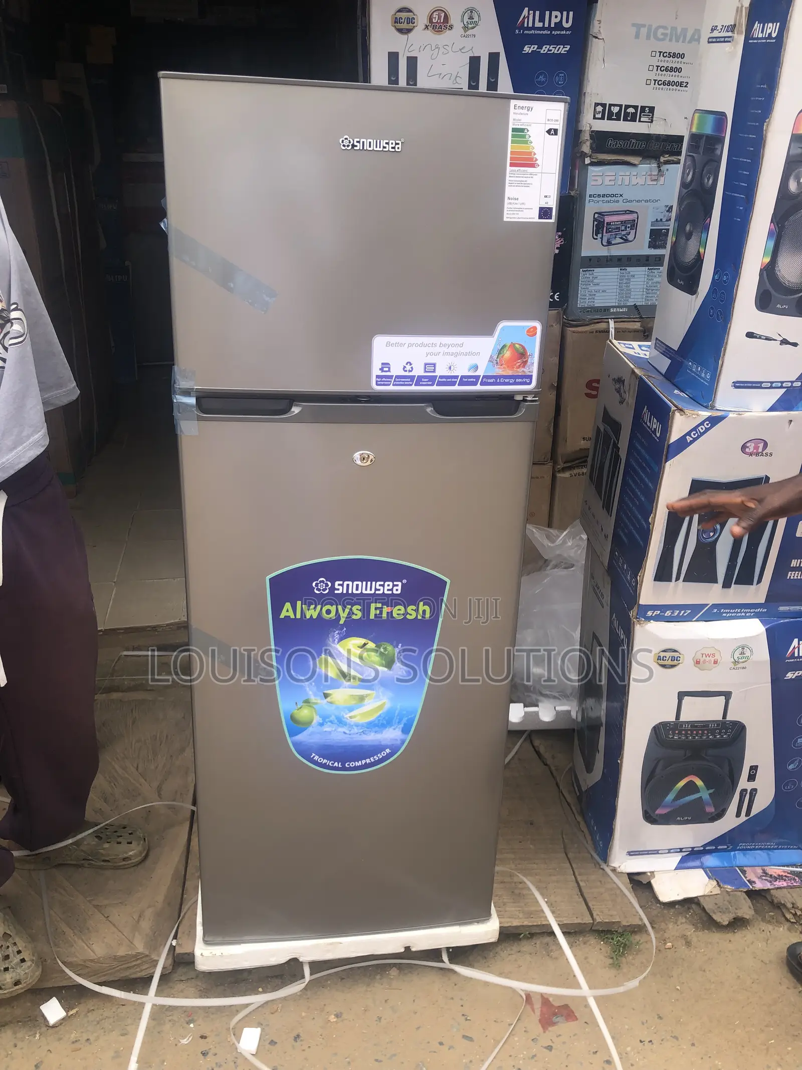 Refrigerator