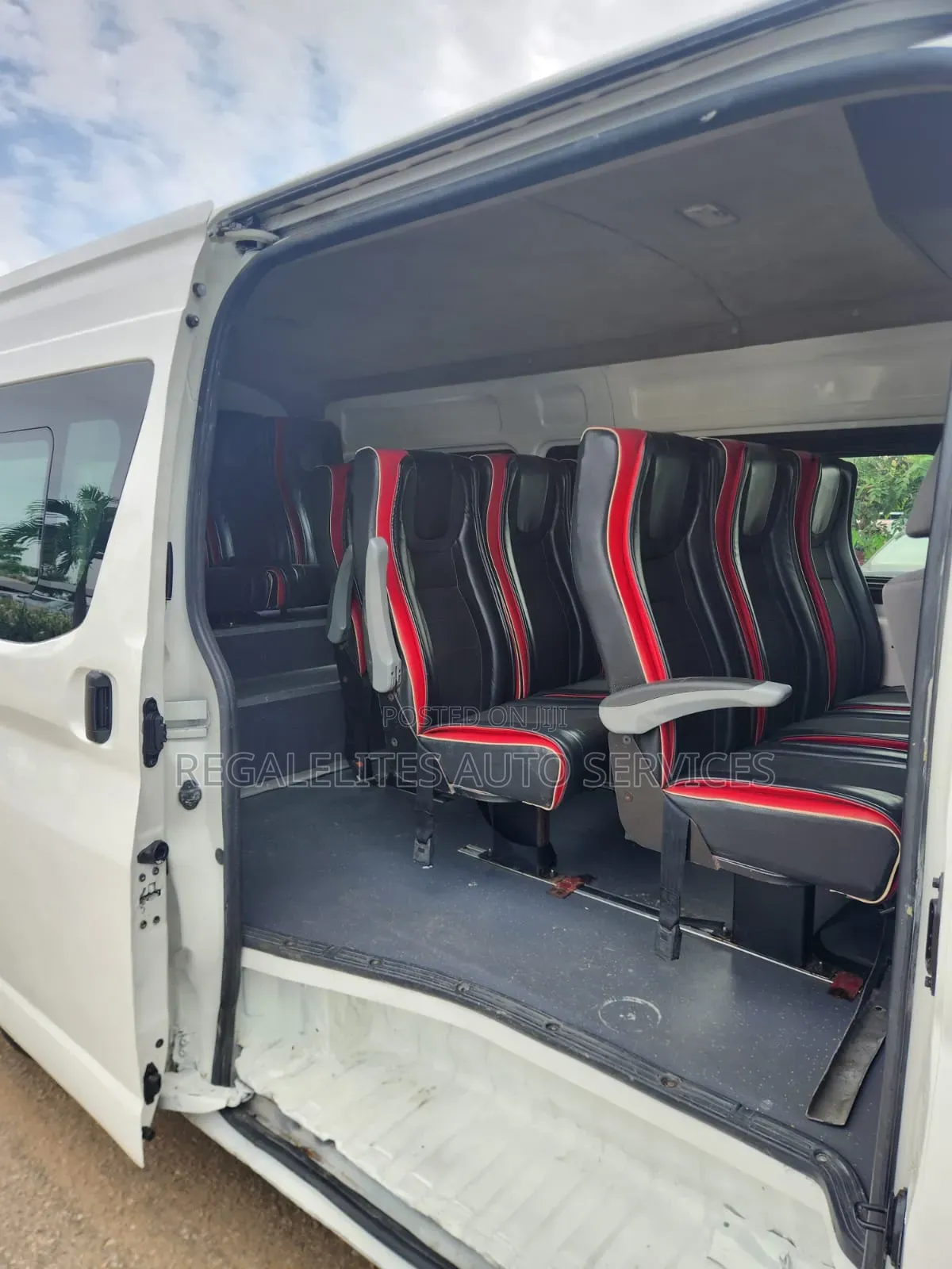 Toyota HiAce 2023 White