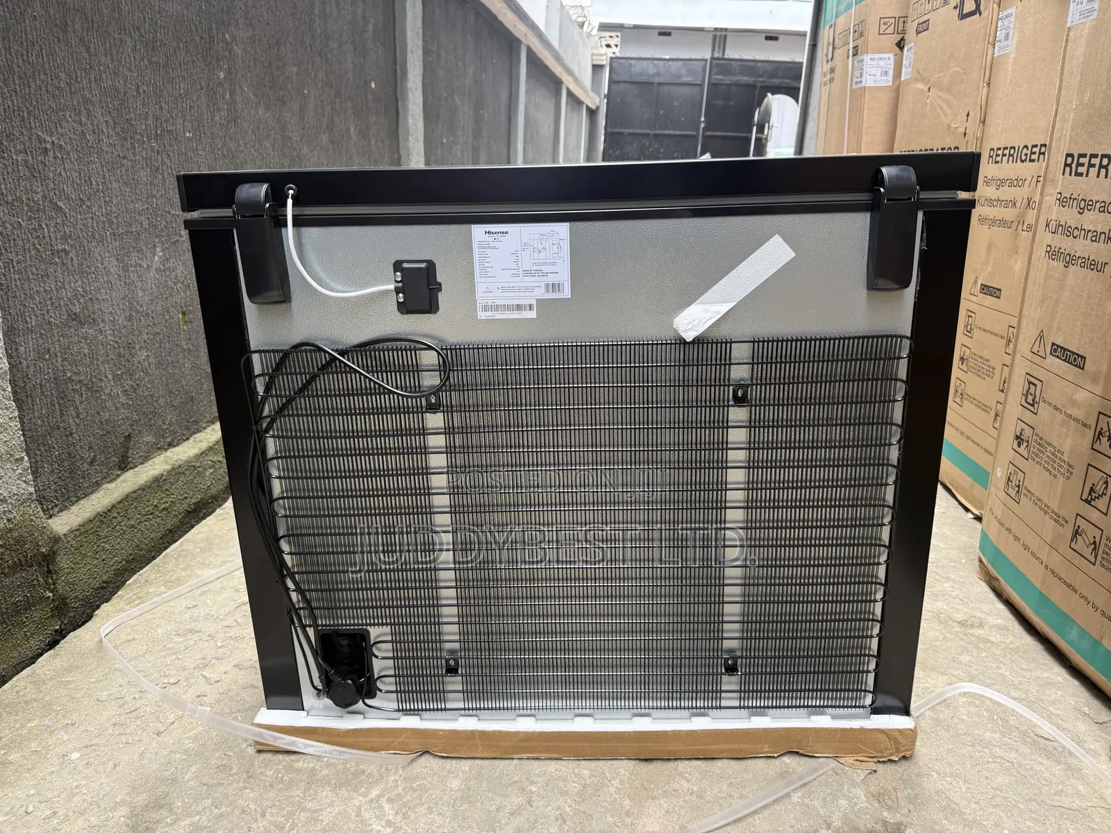 Hisense Freezer 320sh 240l Black With Glass