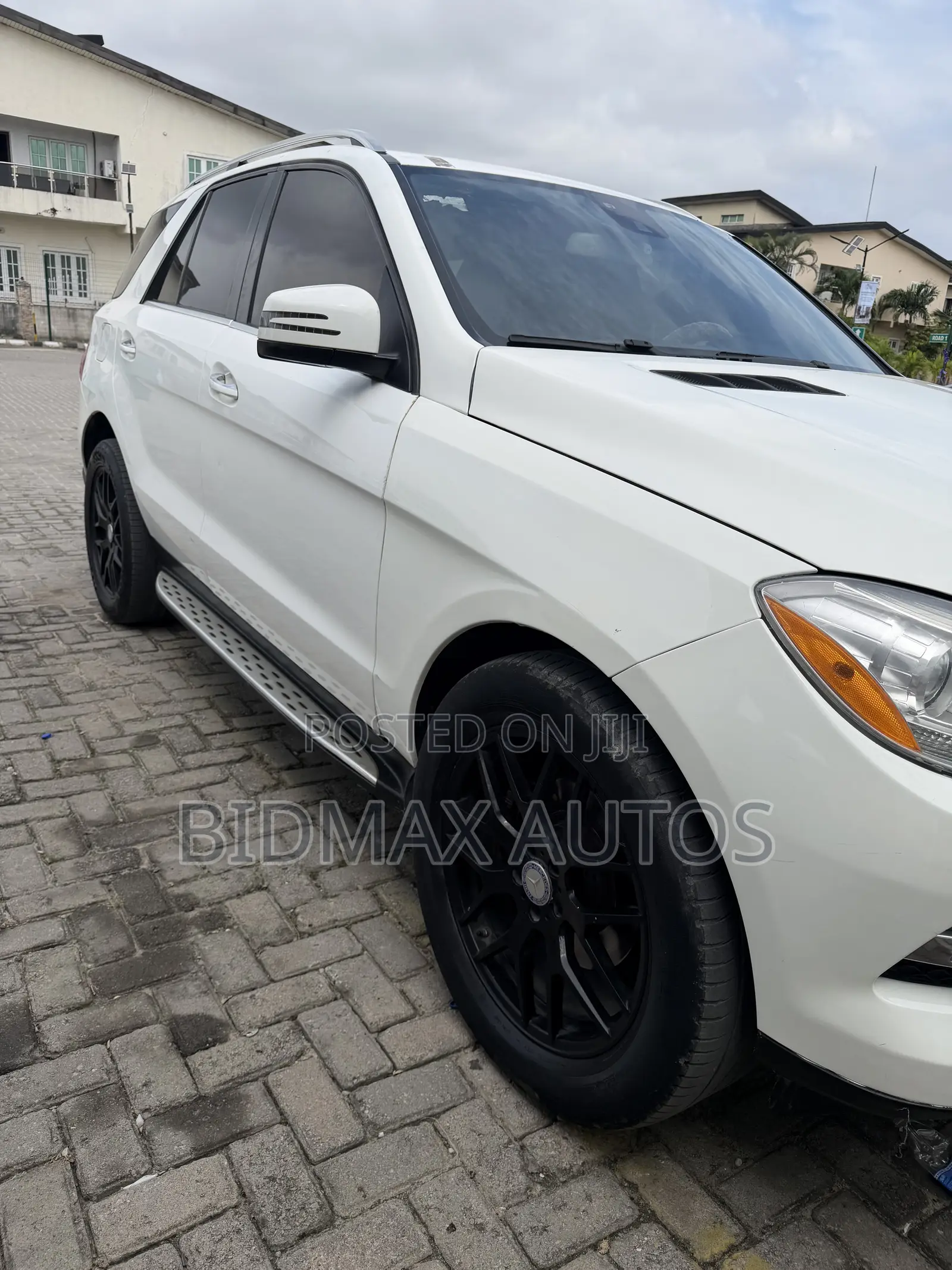Mercedes-Benz M Class ML350 4MATIC 4dr SUV AWD (3.5L 6cyl 7A) 2015