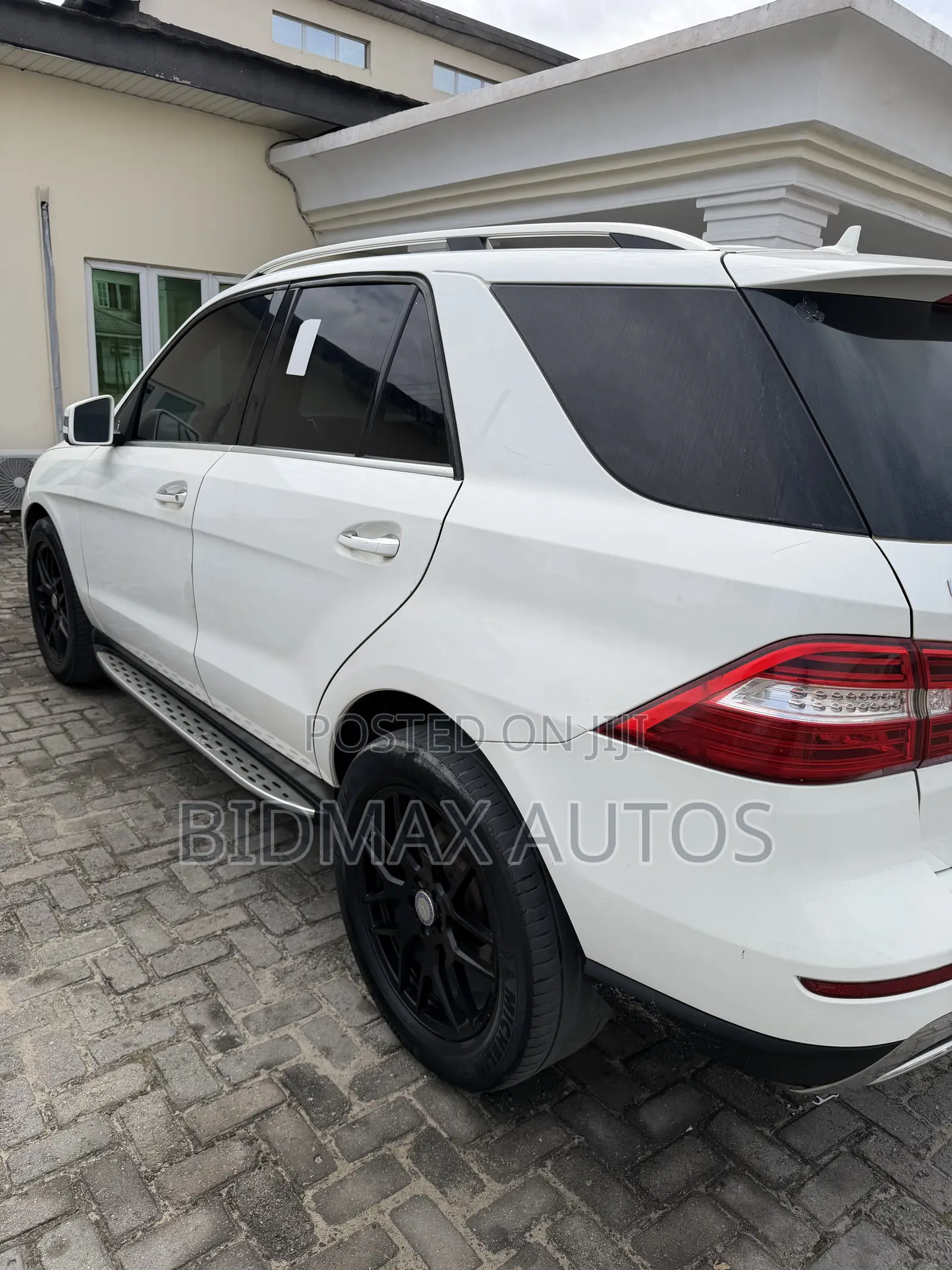 Mercedes-Benz M Class ML350 4MATIC 4dr SUV AWD (3.5L 6cyl 7A) 2015