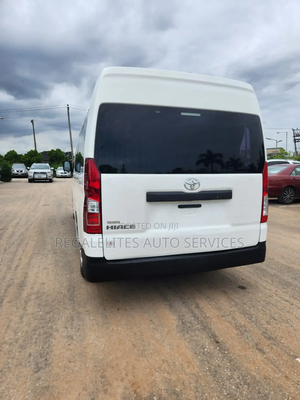 Toyota HiAce 2023 White
