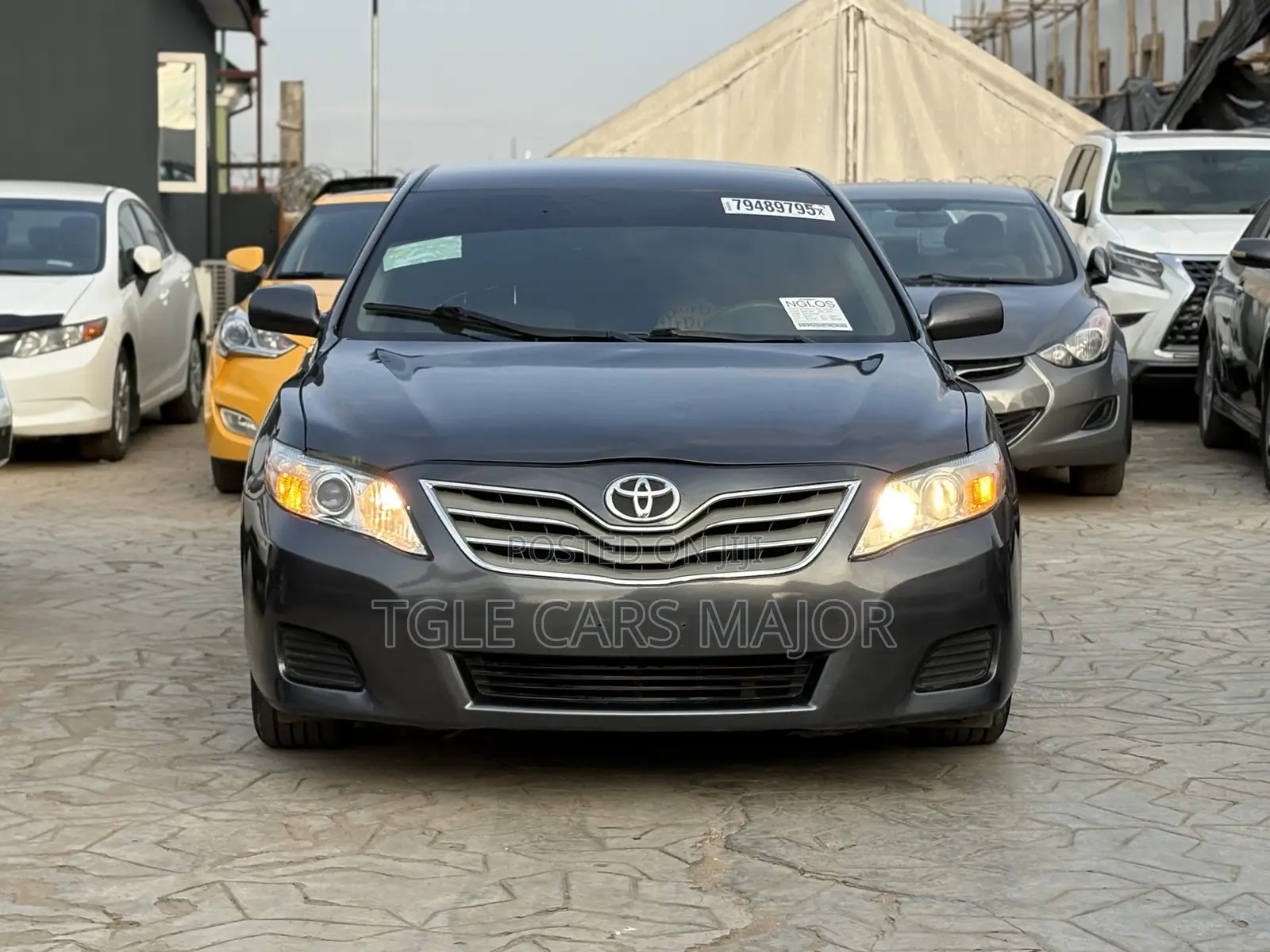 Toyota Camry LE V6 4dr Sedan (3.5L 6cyl 6AM) 2010 Gray