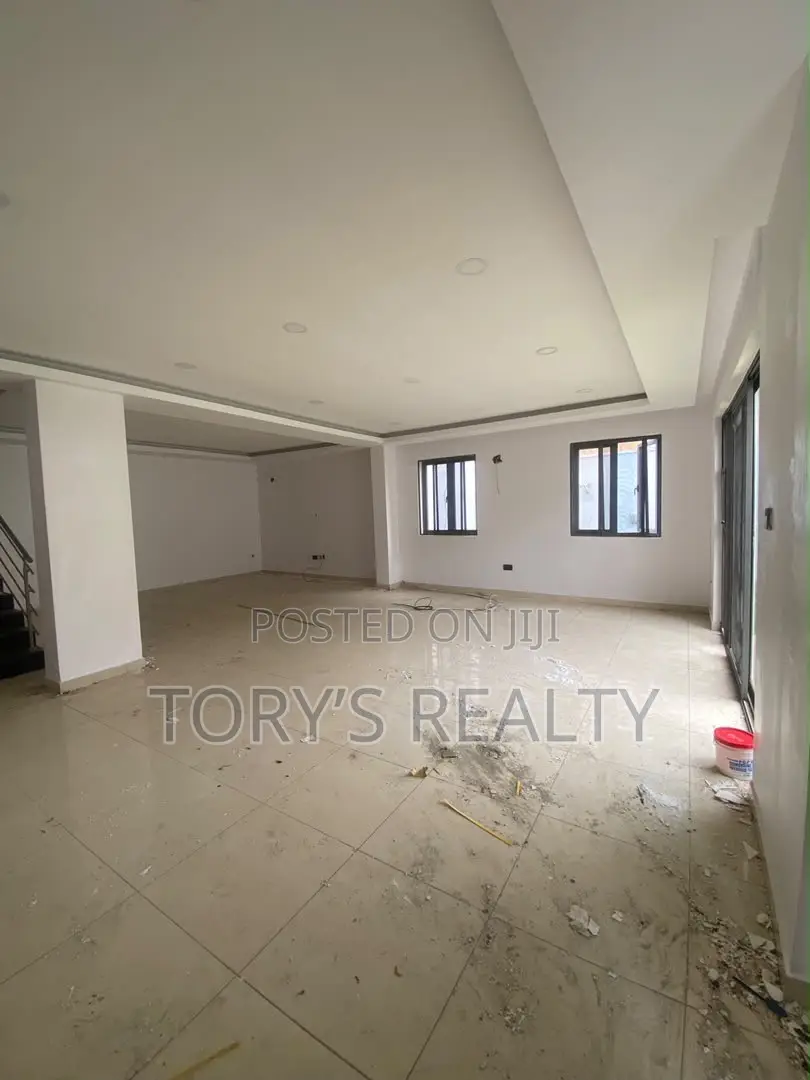 4bdrm Duplex in Abacha Estate for rent