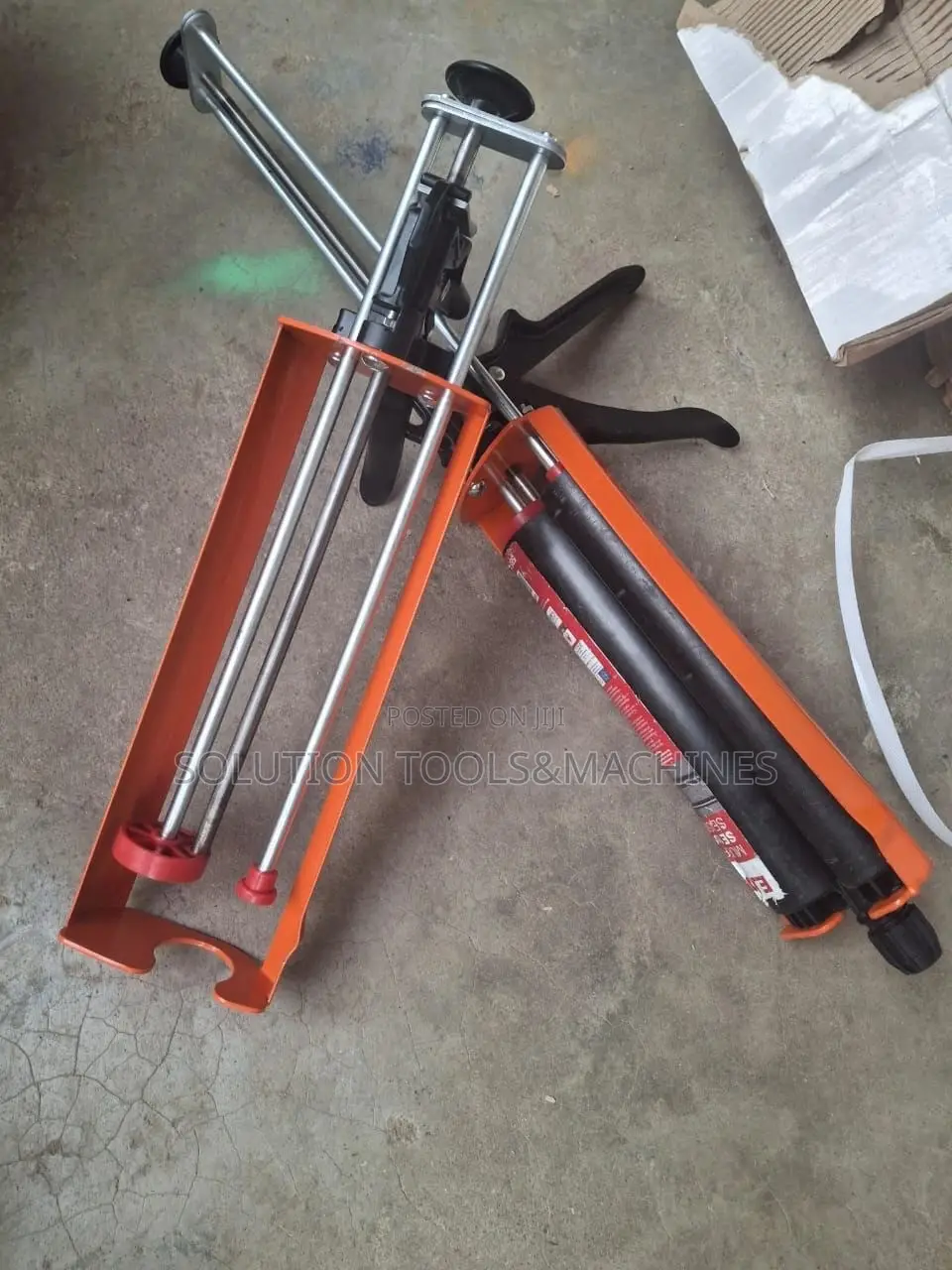 Manual Caulking Sealant Gun