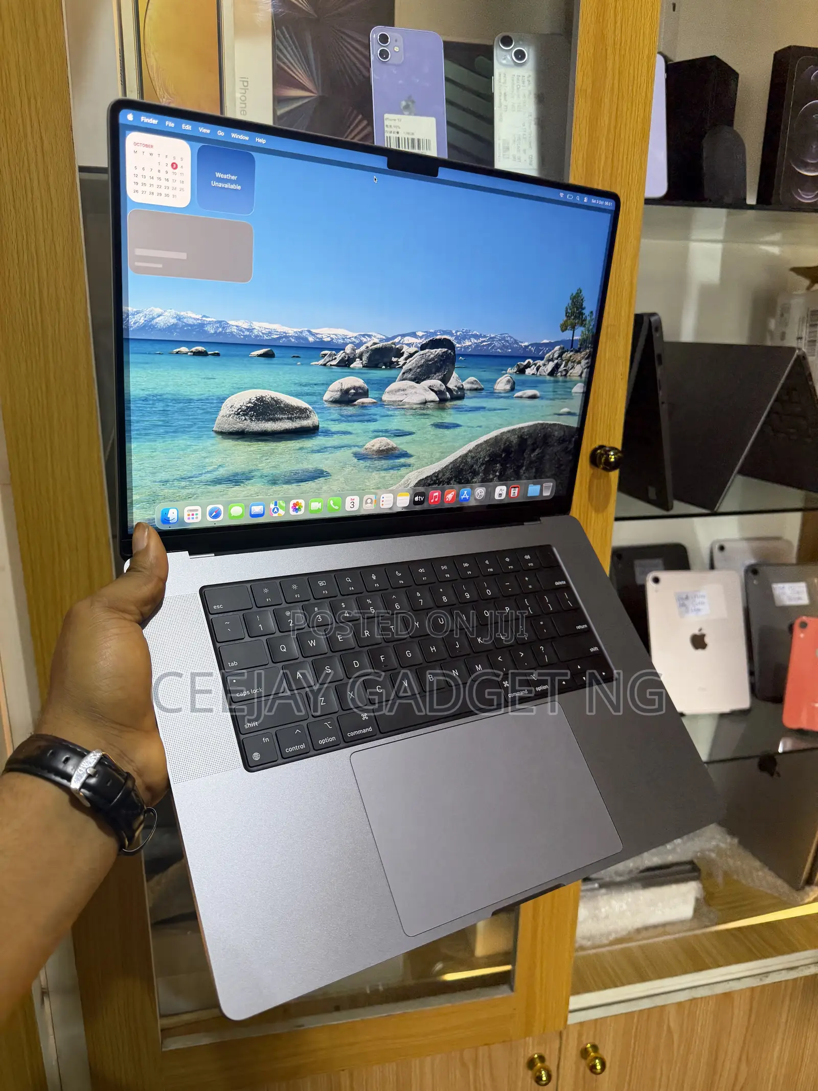 Laptop Apple MacBook Pro 2023 M2 Pro 16GB Apple M2 SSD 512GB