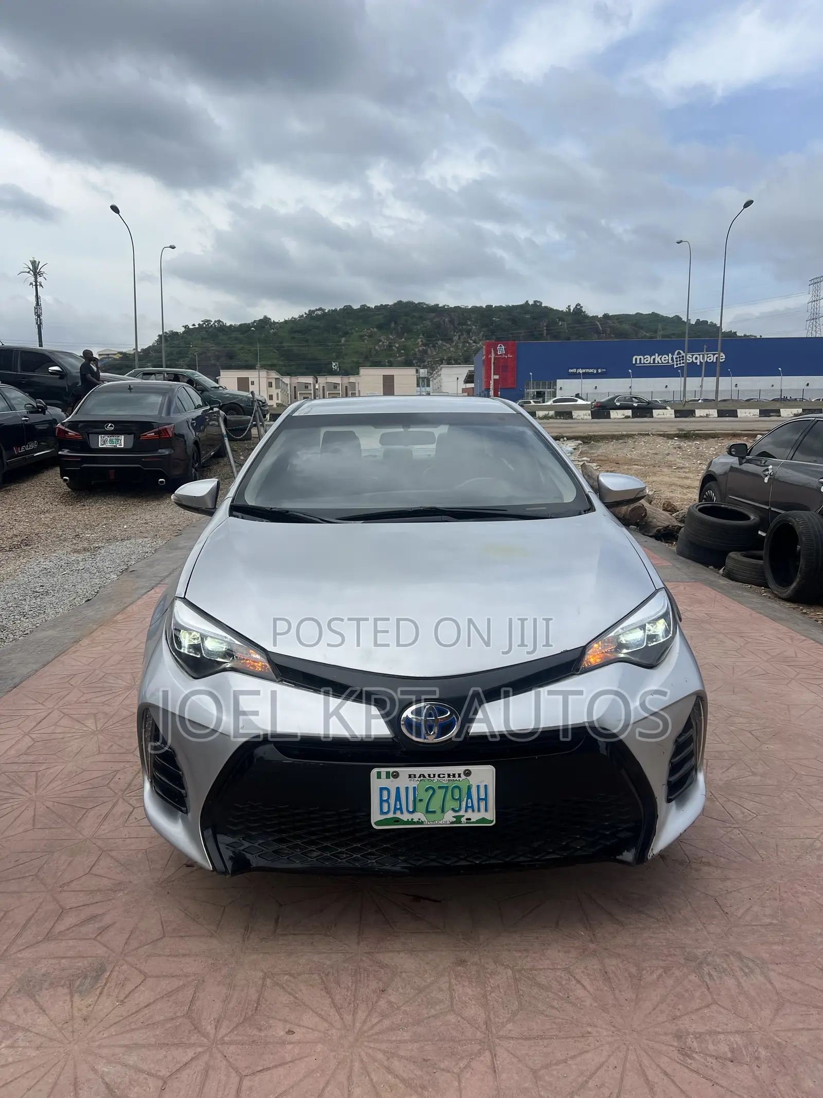 Toyota Corolla 2015 Silver