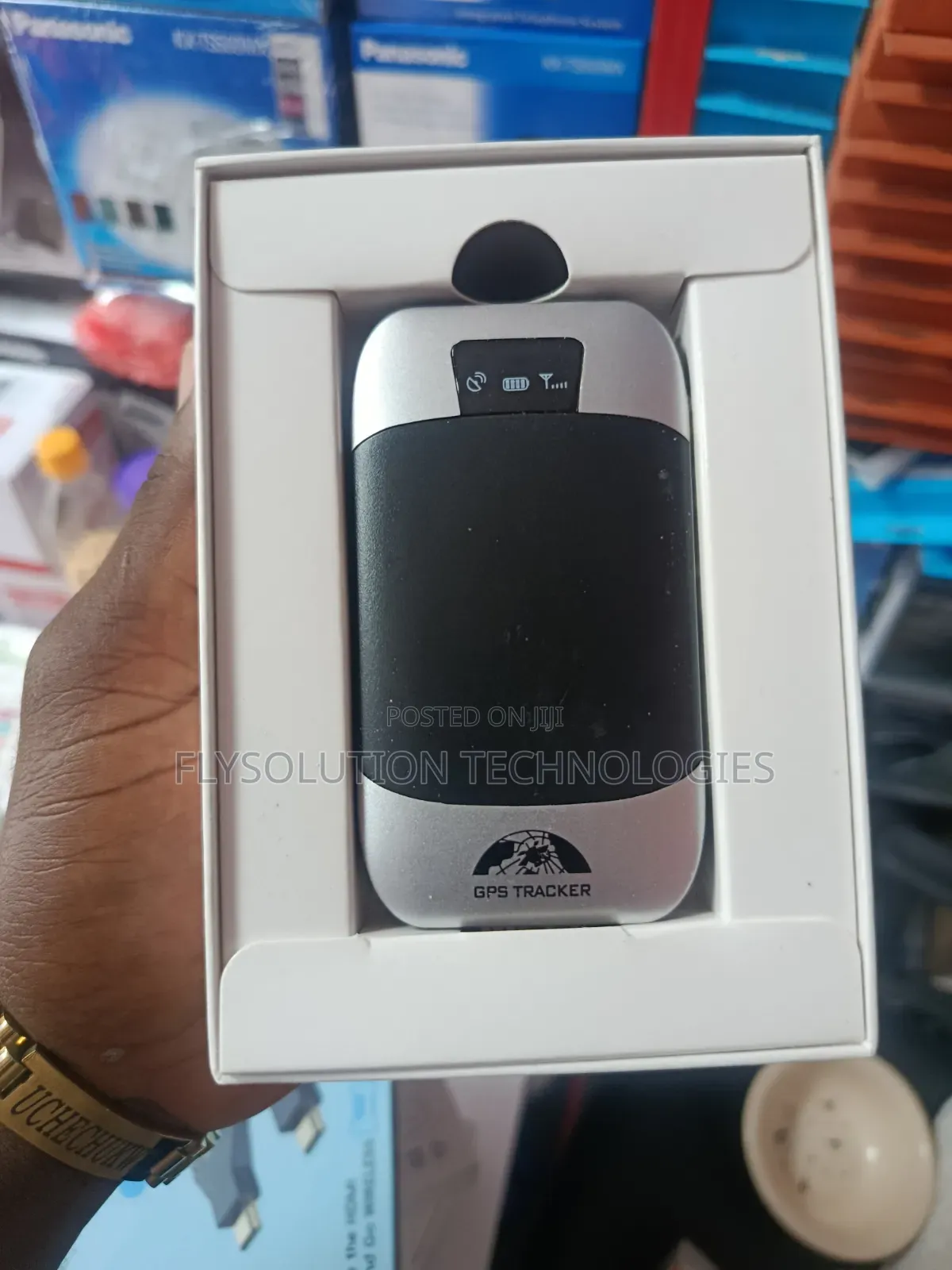GSM/GPRS/GPS Vehicle Tracking Device
