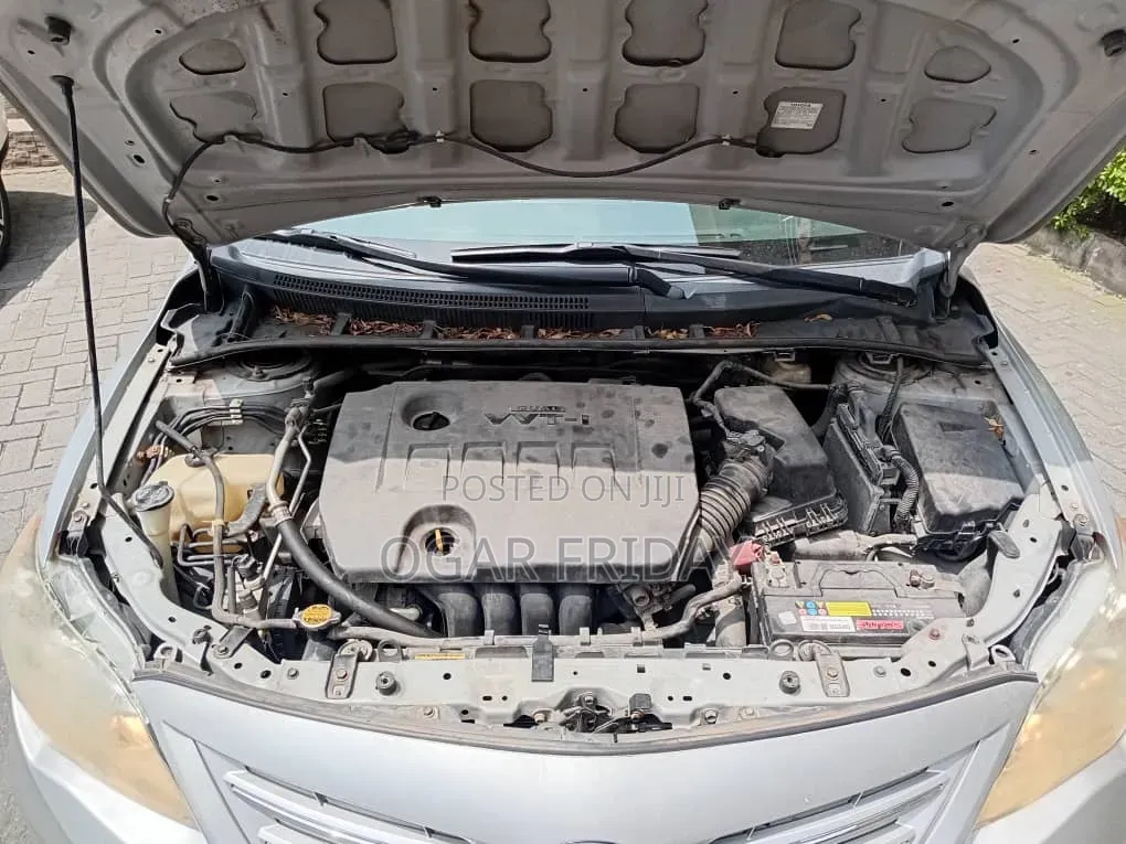 Toyota Corolla S Special Edition 4dr Sedan (1.8L 4cyl 4A) 2013 Gray