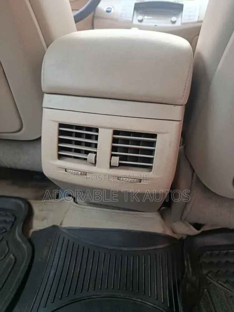 Toyota Avalon Limited 2007 Gold