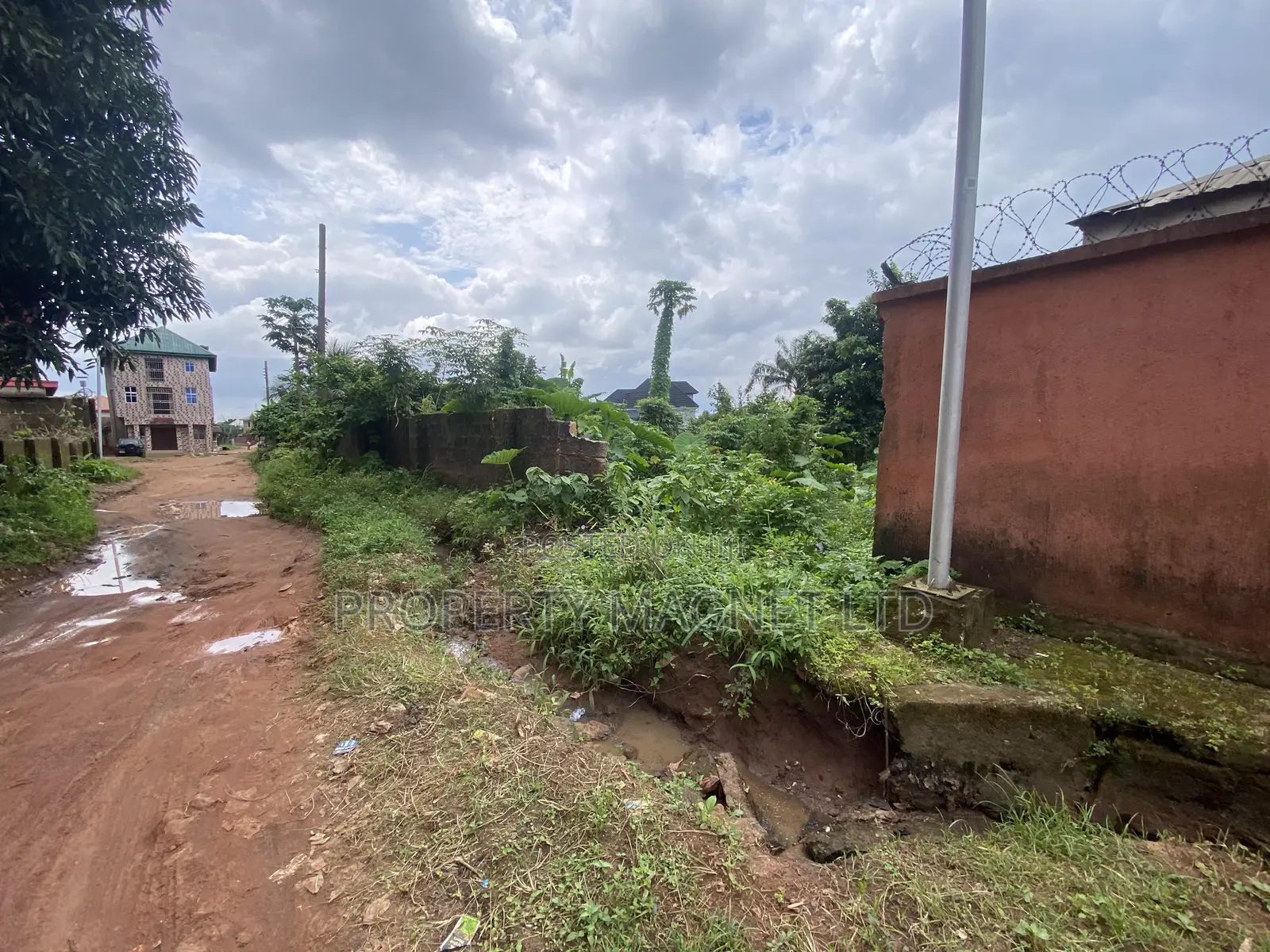 Distress 1 Plot of Land for Sale at Amuzukwu Umuahia