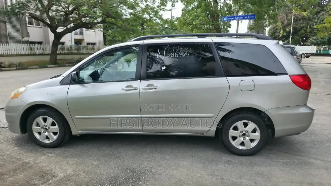 Toyota Sienna 2006 Gray