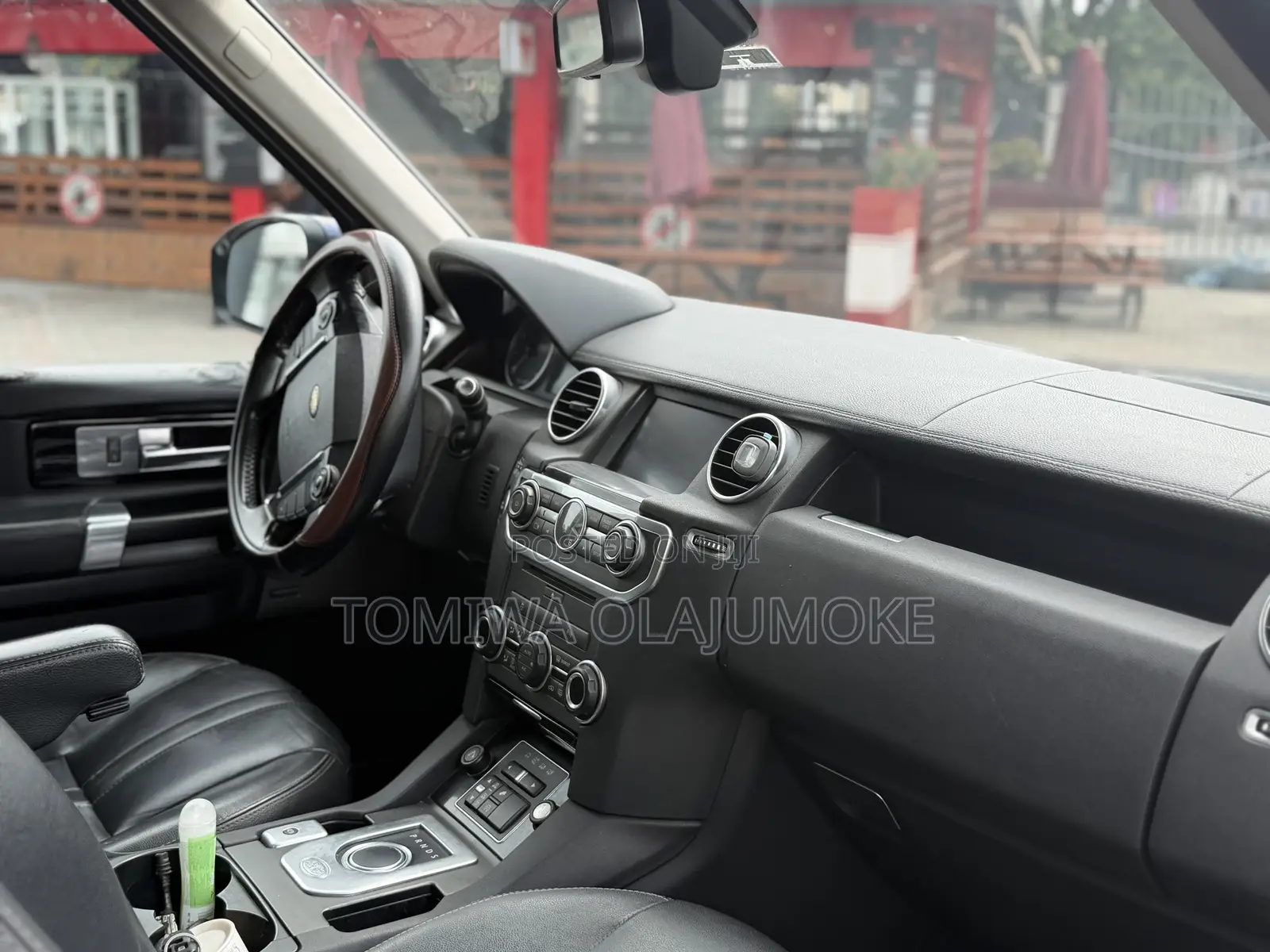 Land Rover Lr4 2017 Blue