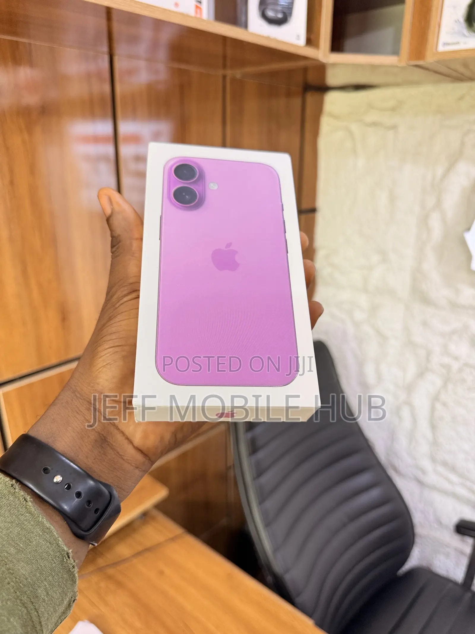 New Apple iPhone 16 256 GB Pink