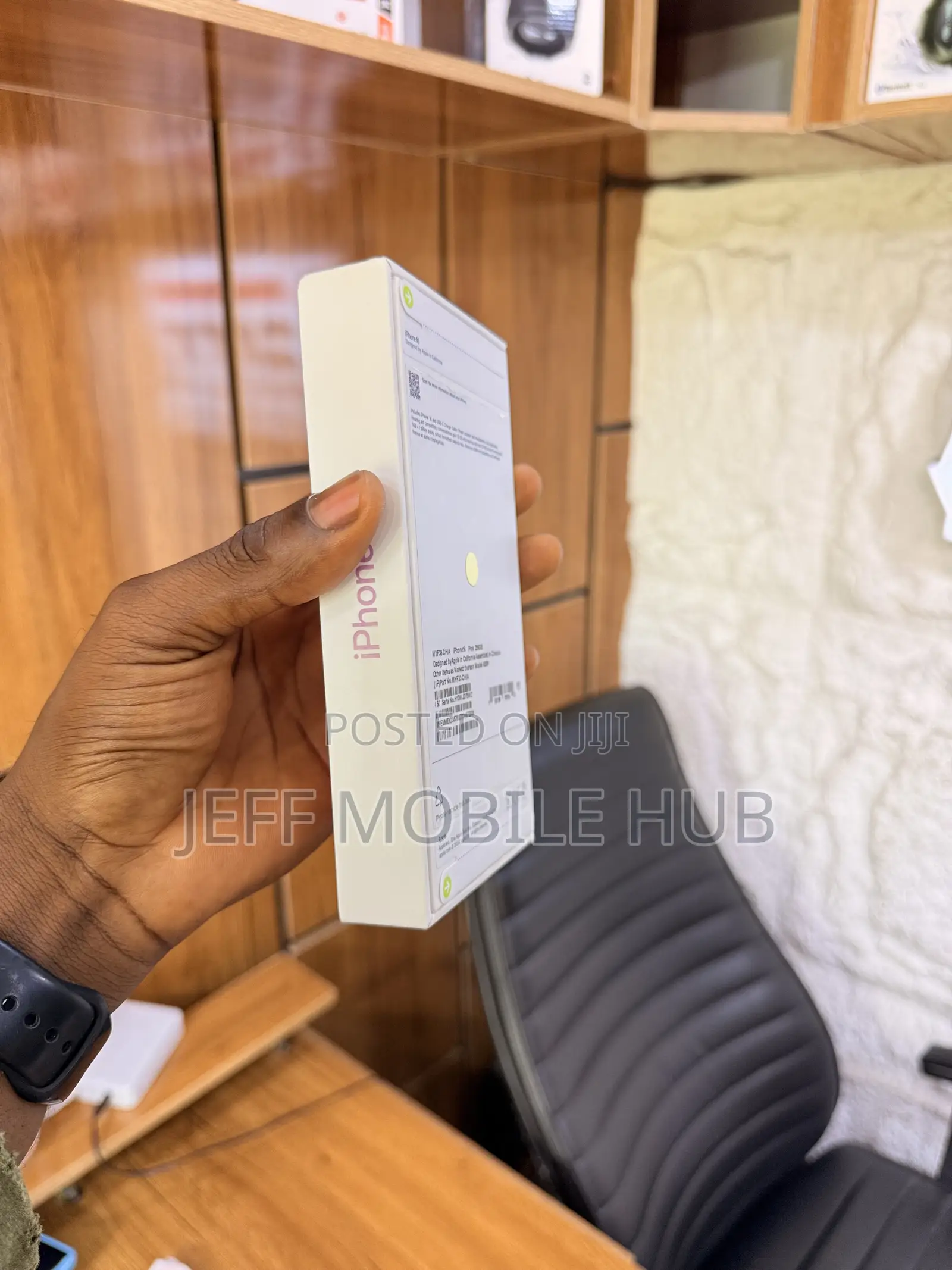 New Apple iPhone 16 256 GB Pink